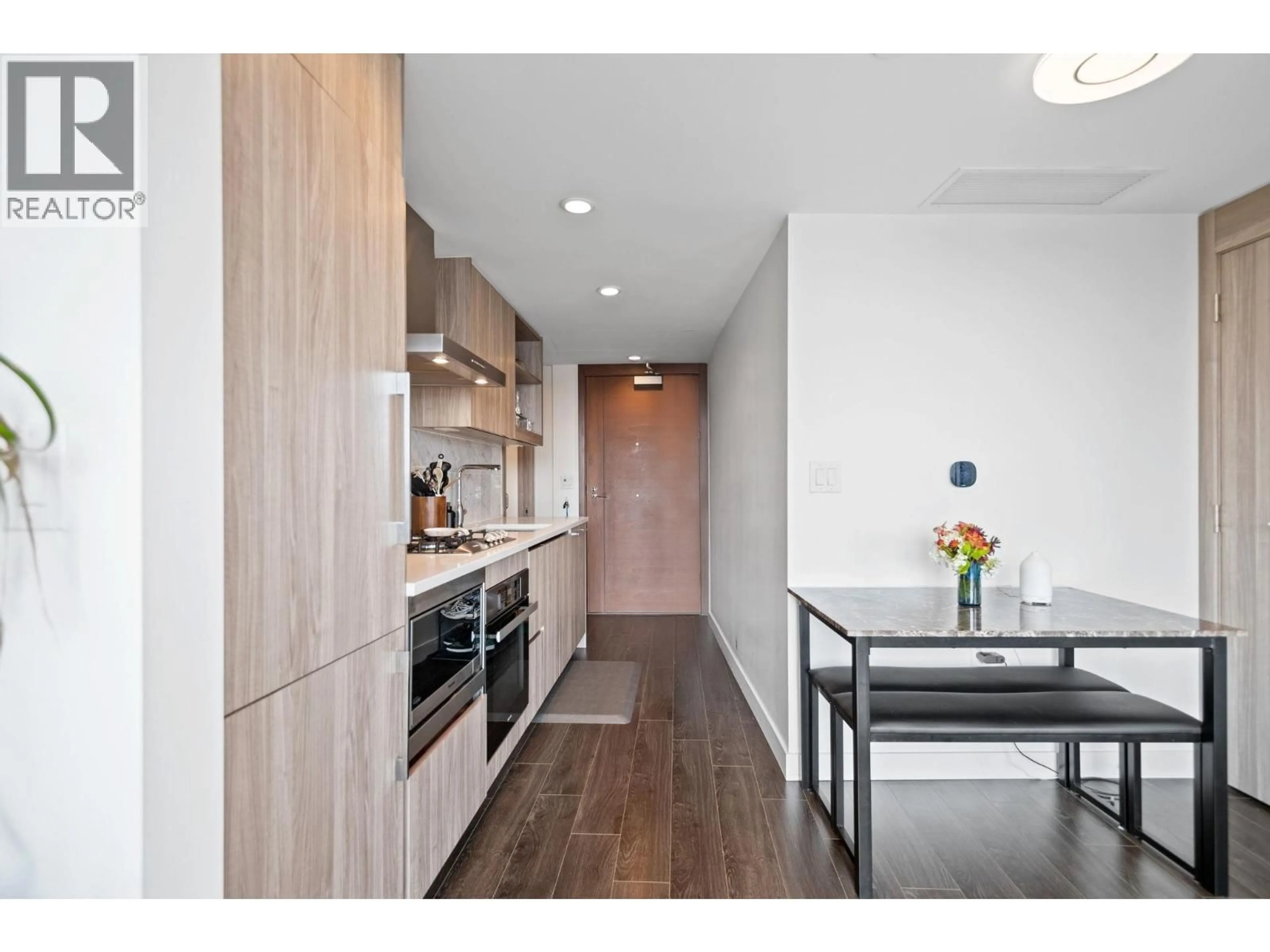 Standard kitchen, wood/laminate floor for 1501 - 1768 COOK STREET, Vancouver British Columbia V5Y0N3