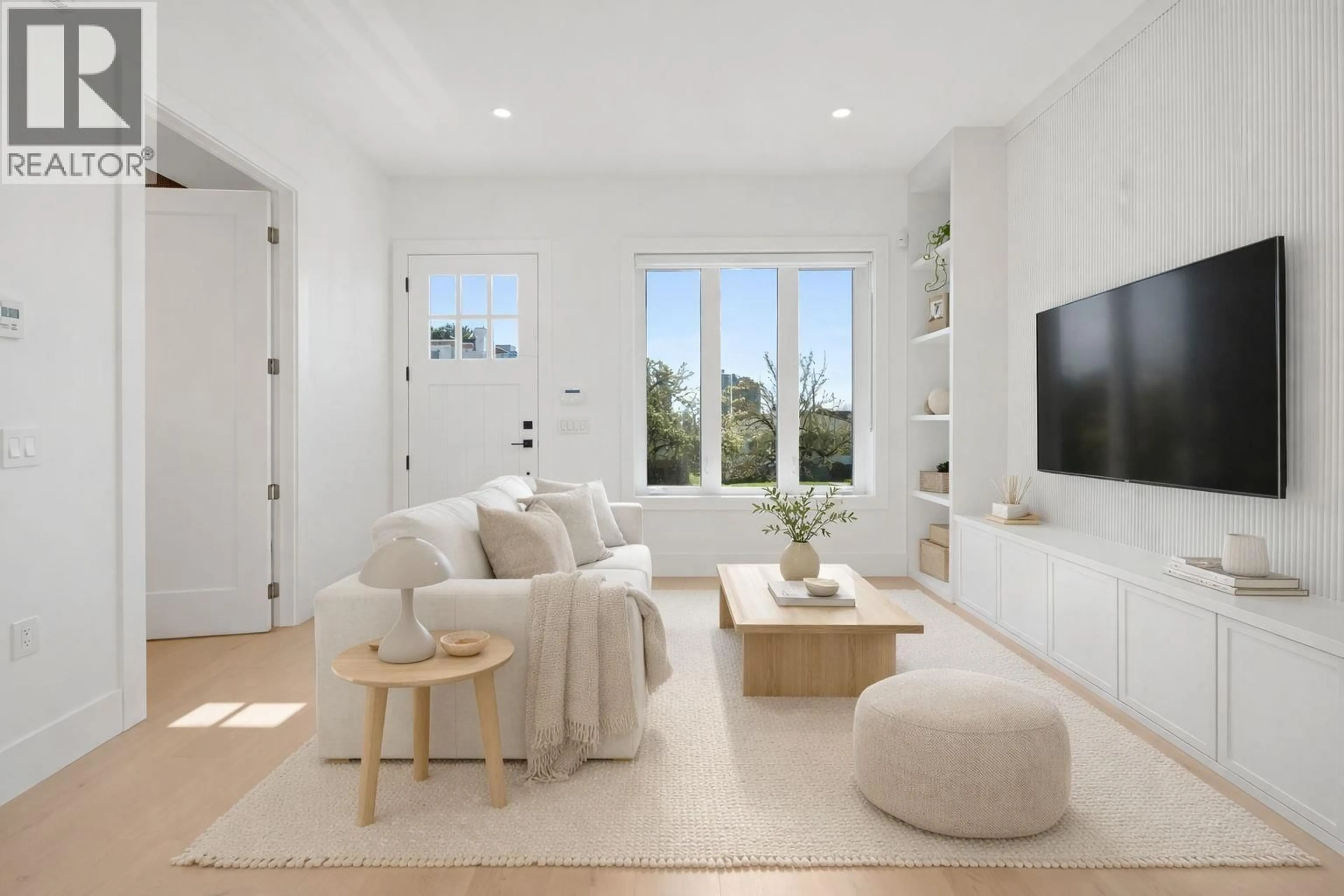 Living room with furniture, unknown for 531 61ST AVENUE, Vancouver British Columbia V6P2B4