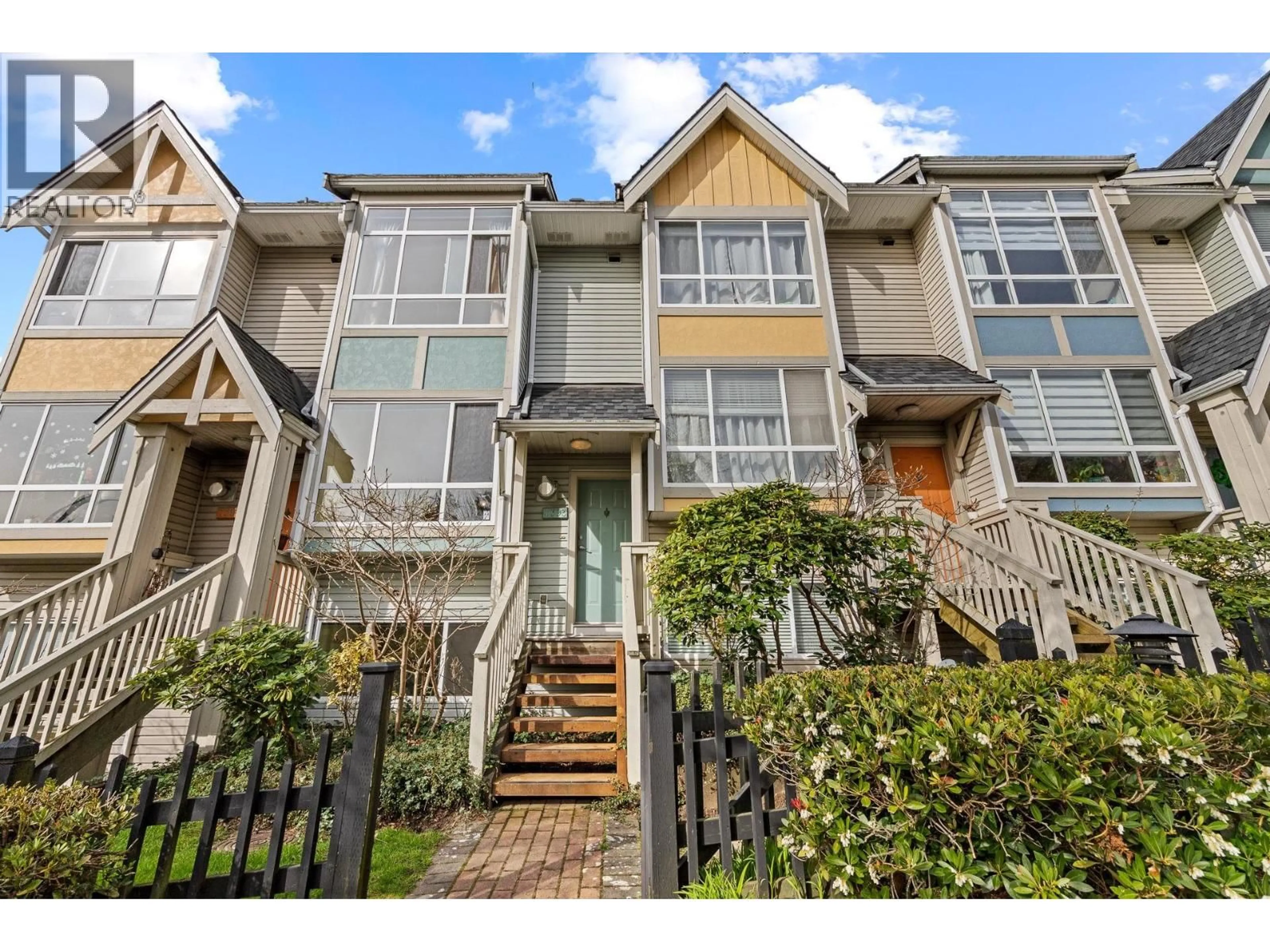 Unknown for 7393 MAGNOLIA TERRACE, Burnaby British Columbia V5E4M3