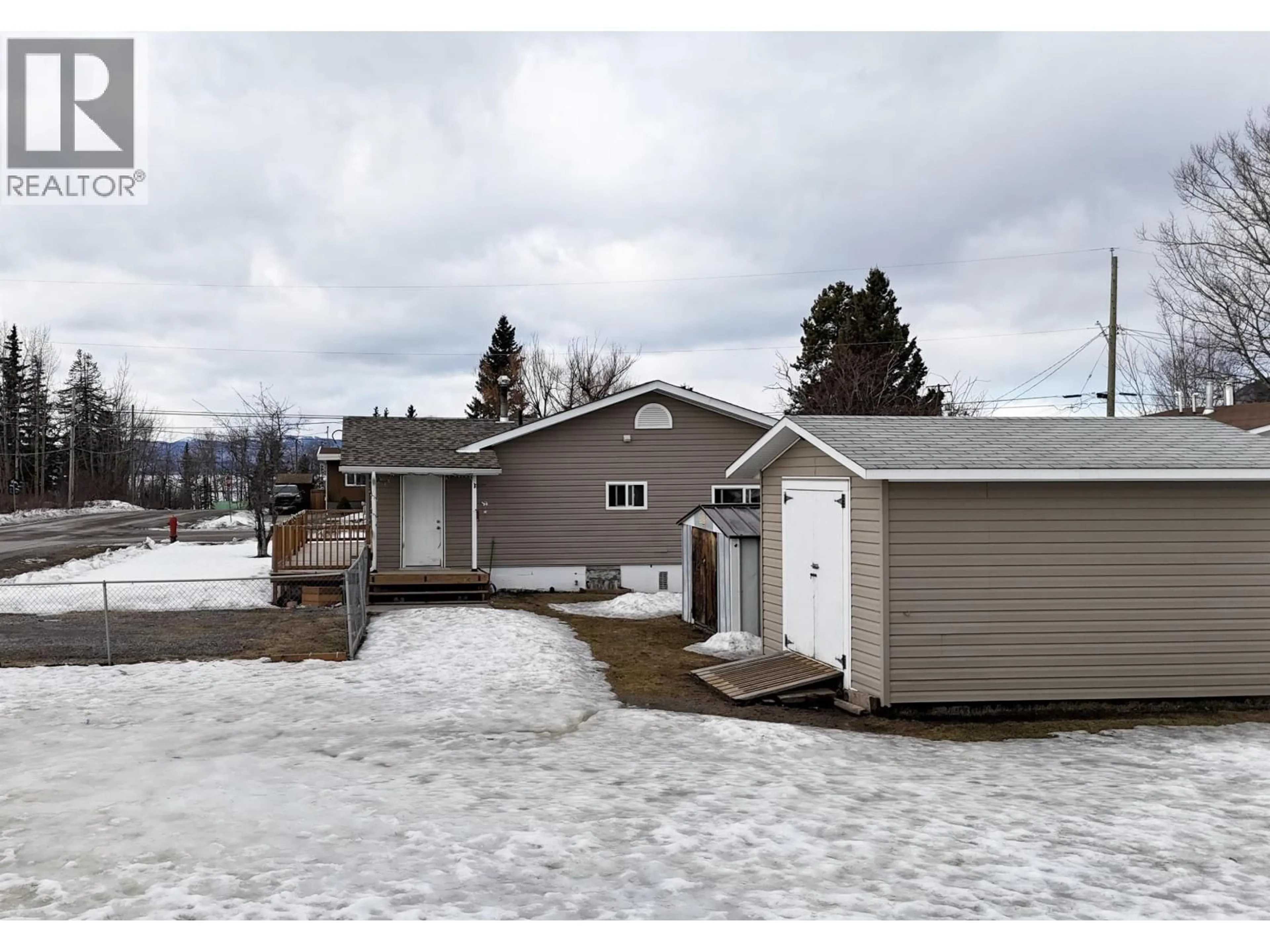 A pic from outside/outdoor area/front of a property/back of a property/a pic from drone, unknown for 678 BIRCH STREET, Fort St. James British Columbia V0J1P0