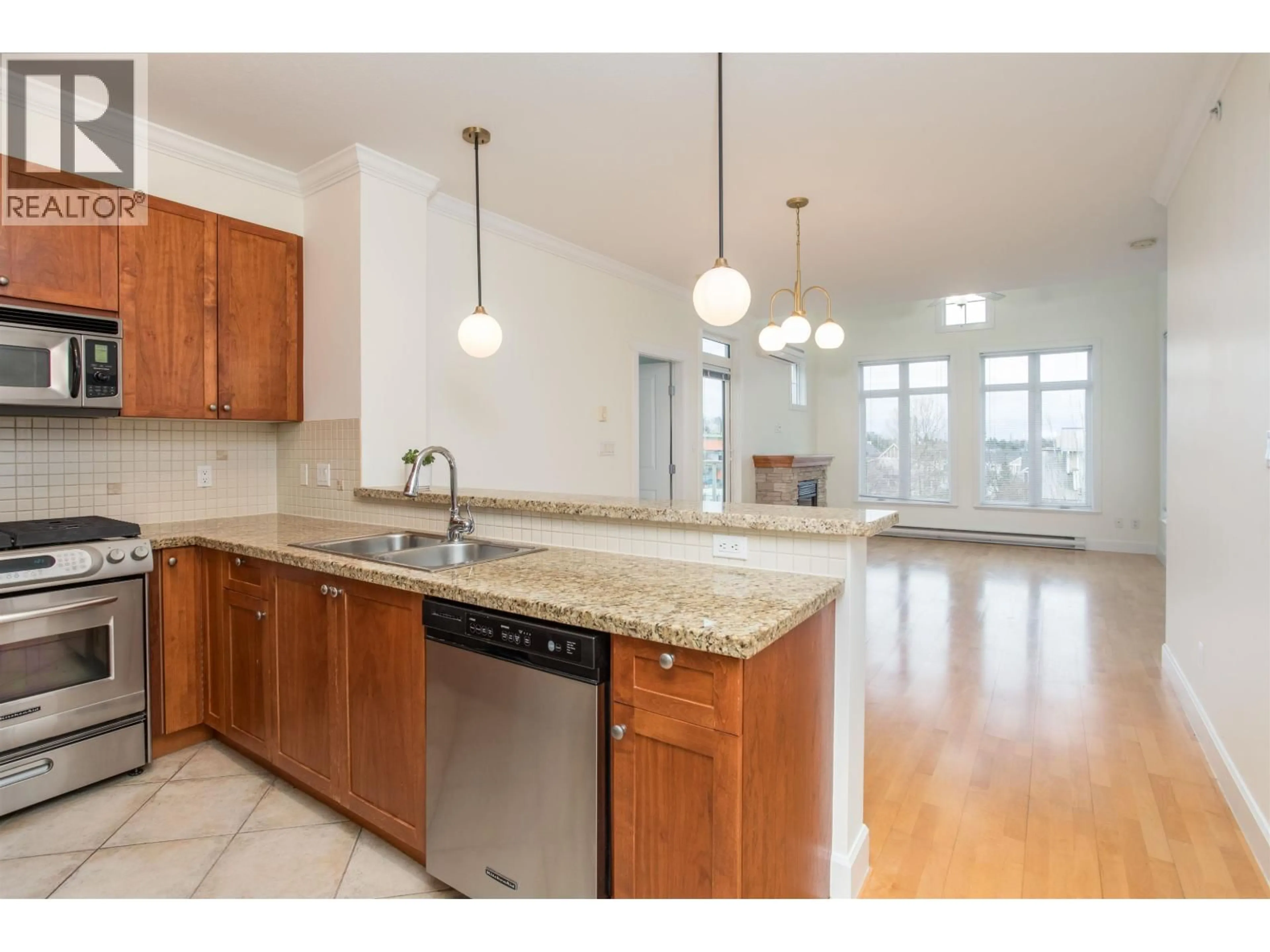 Open concept kitchen, unknown for 425 - 4280 MONCTON STREET, Richmond British Columbia V7E6T4
