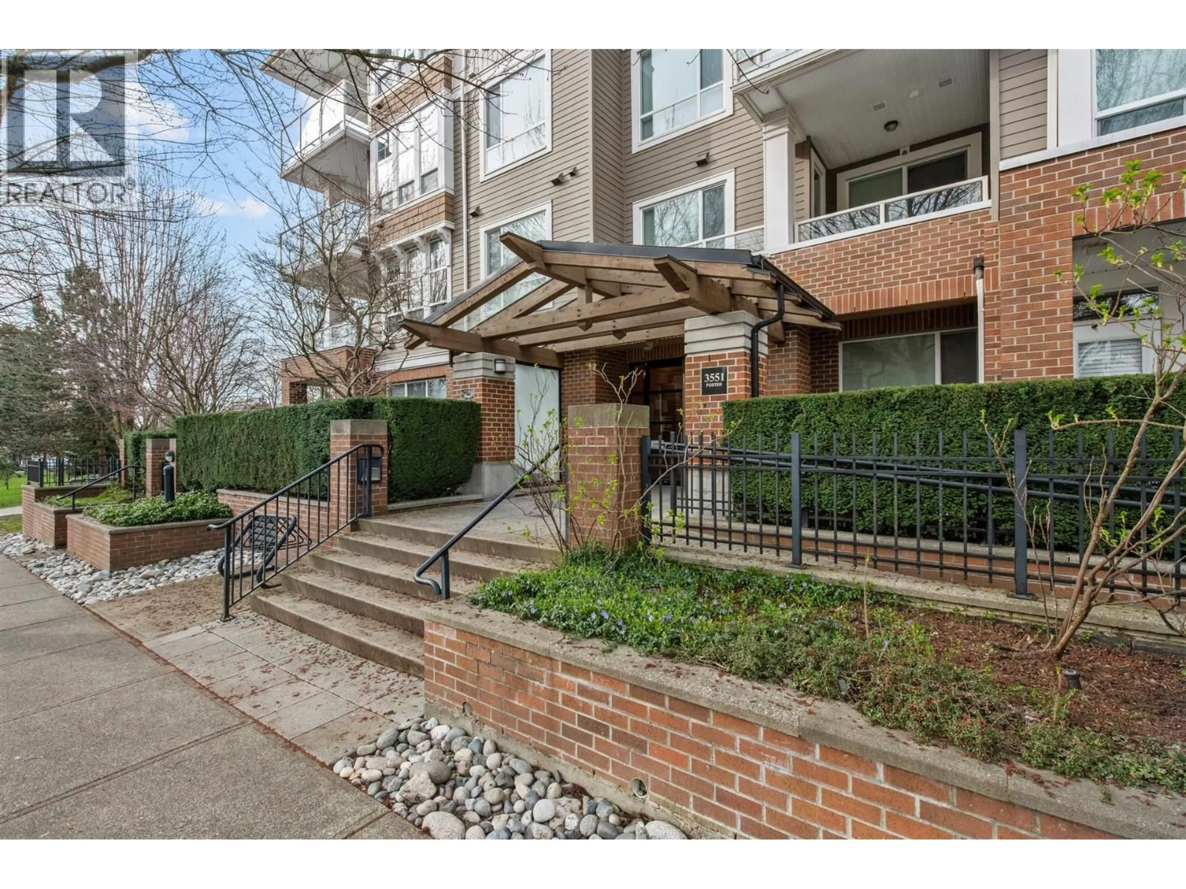 Unknown for 411 - 3551 FOSTER AVENUE, Vancouver British Columbia V5R0A1