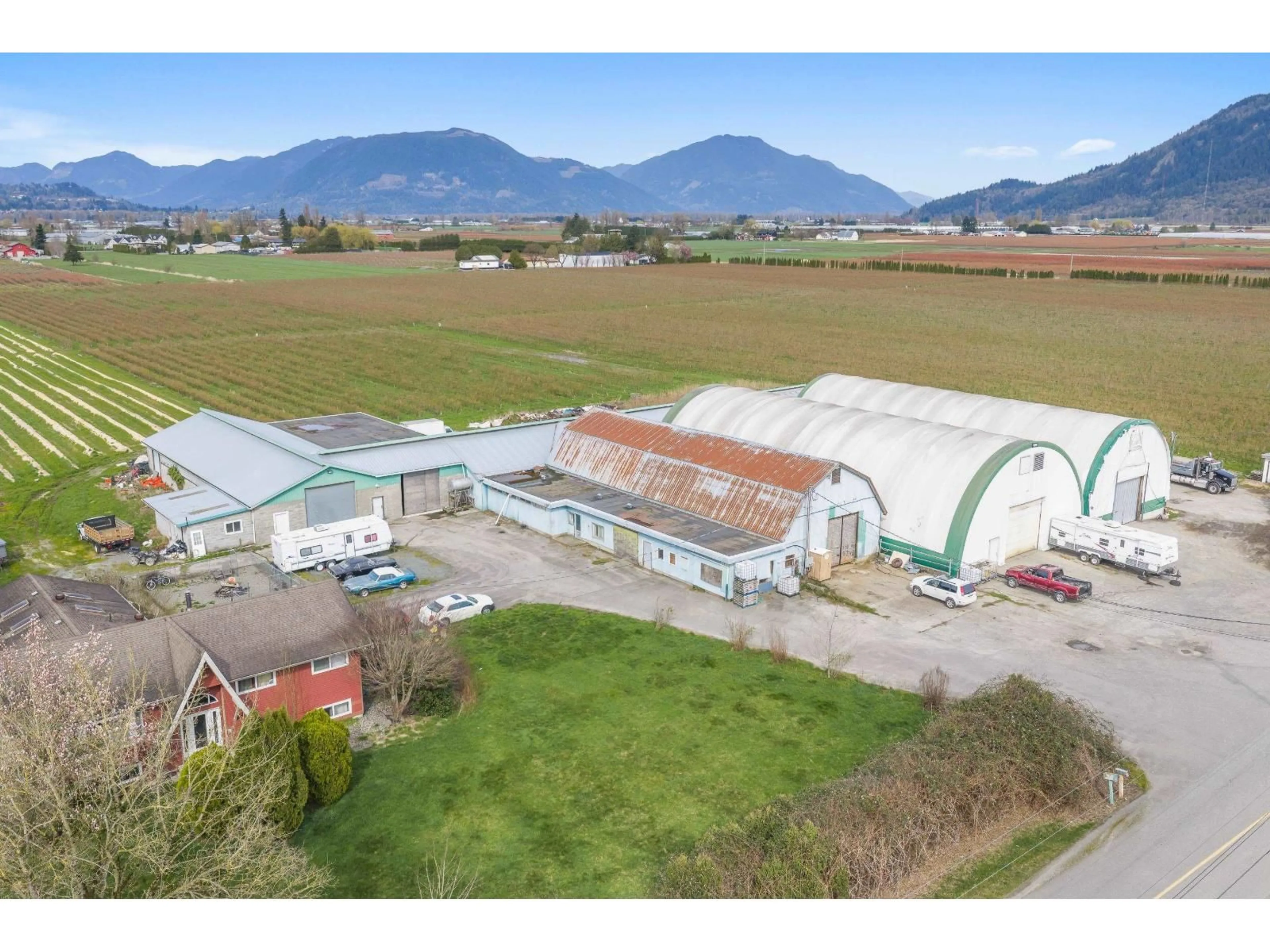 A pic from outside/outdoor area/front of a property/back of a property/a pic from drone, mountain view for 34211 HALLERT ROAD, Abbotsford British Columbia V3G1P9