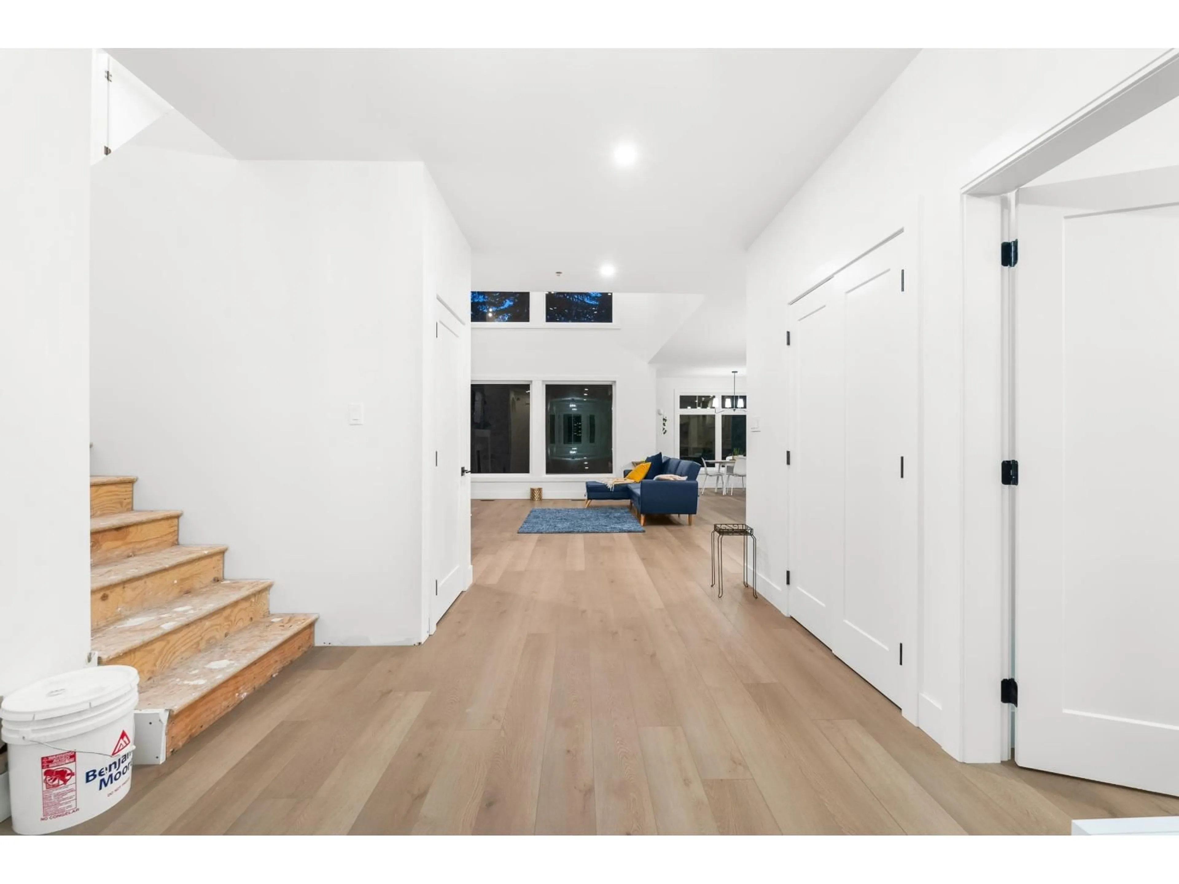 Indoor entryway for 9756 DEWDNEY TRUNK ROAD, Mission British Columbia V2V7G5