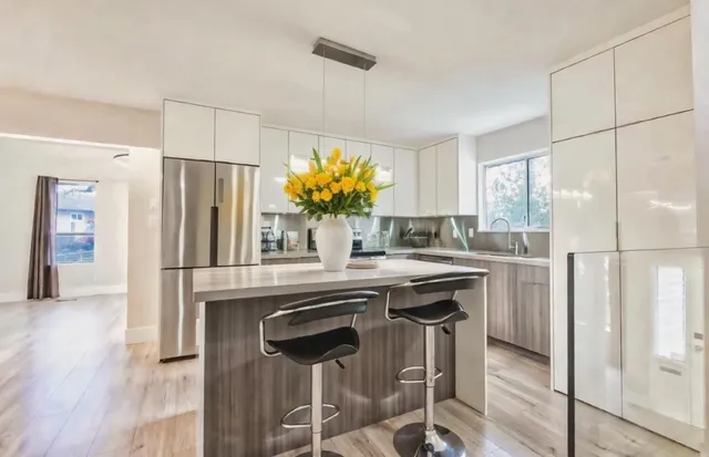 8366 ARBOUR PLACE, Delta 2