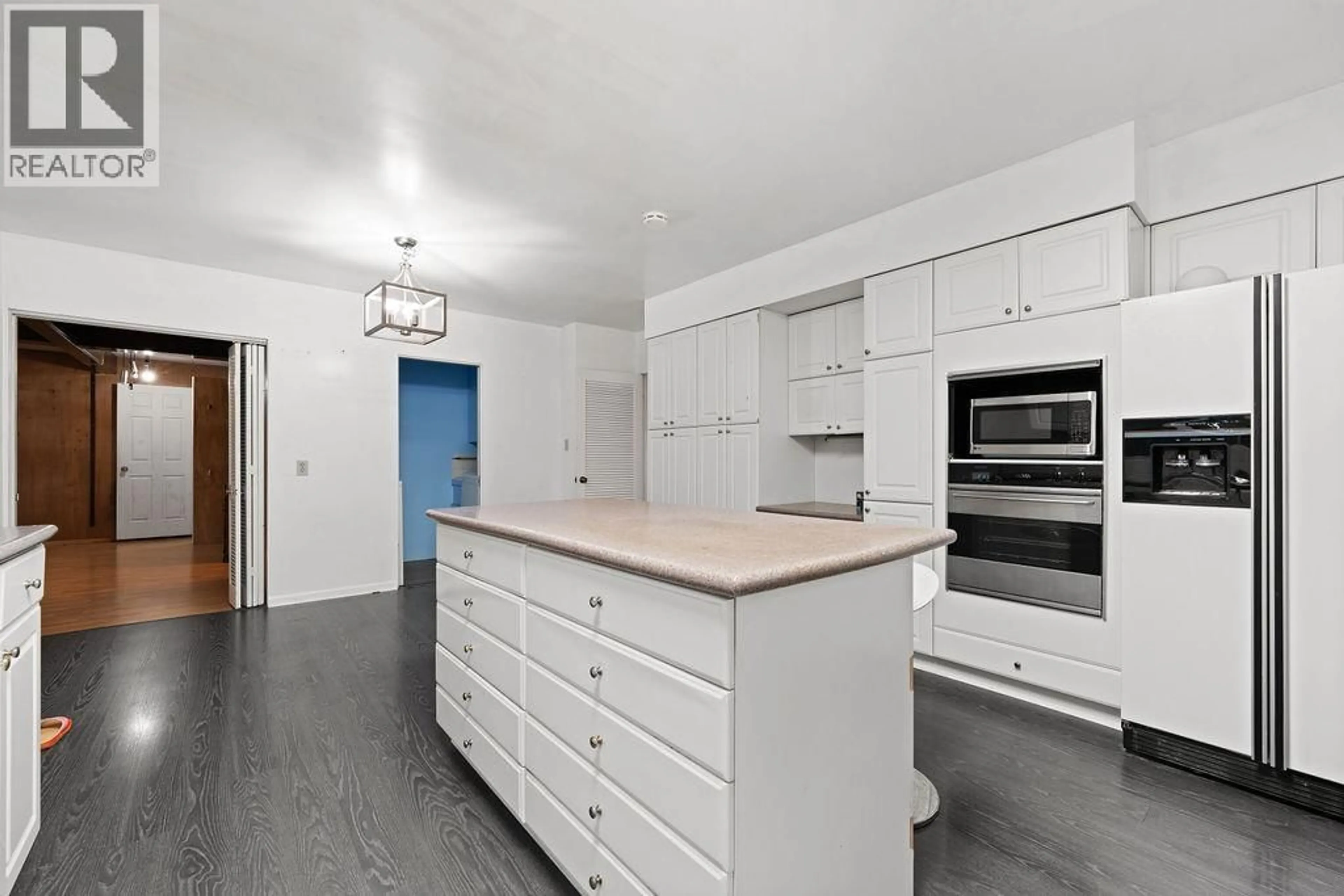 Open concept kitchen, unknown for 1042 48TH AVENUE, Vancouver British Columbia V6M2N5