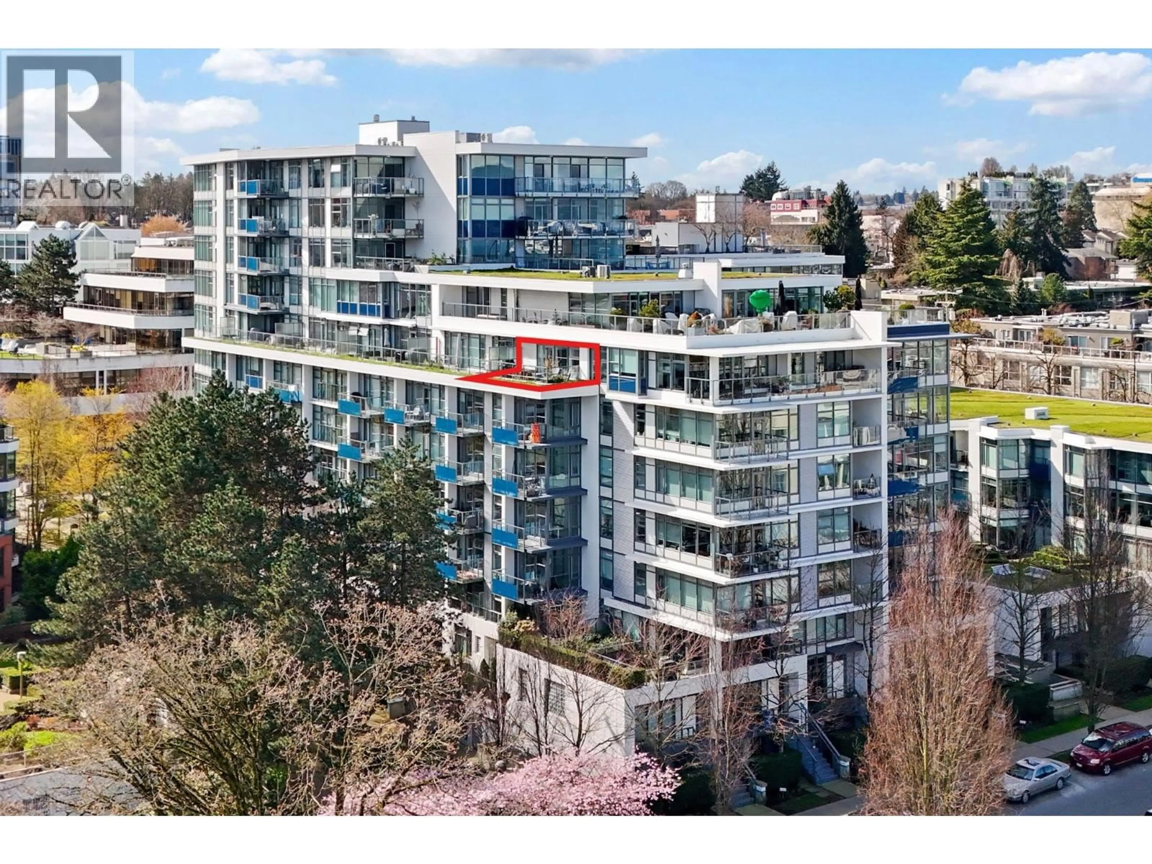 A pic from outside/outdoor area/front of a property/back of a property/a pic from drone, unknown for 707 - 1777 7TH AVENUE, Vancouver British Columbia V6J0E5