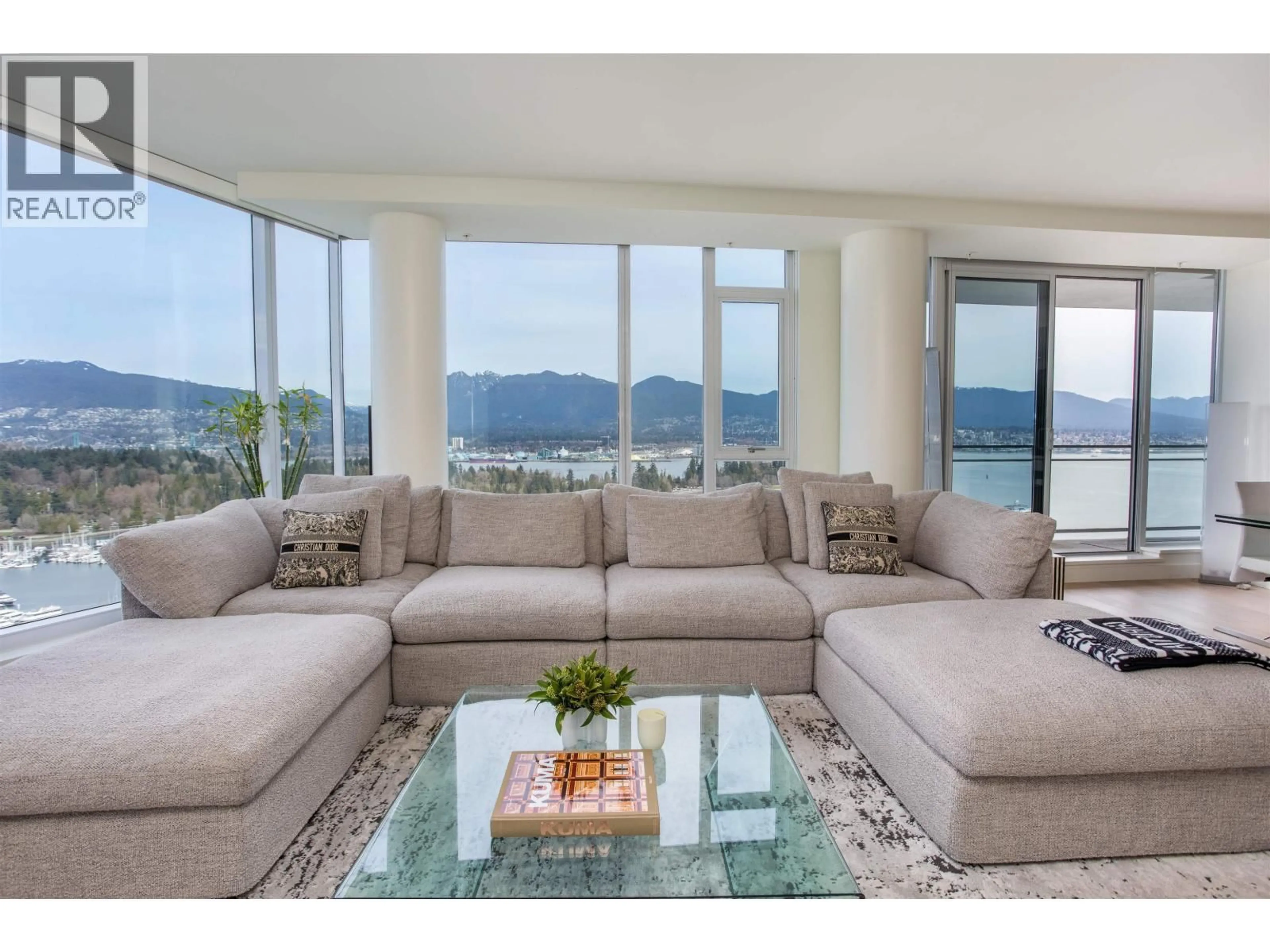 Living room with furniture, unknown for 3101 - 1499 PENDER STREET, Vancouver British Columbia V6G0A7