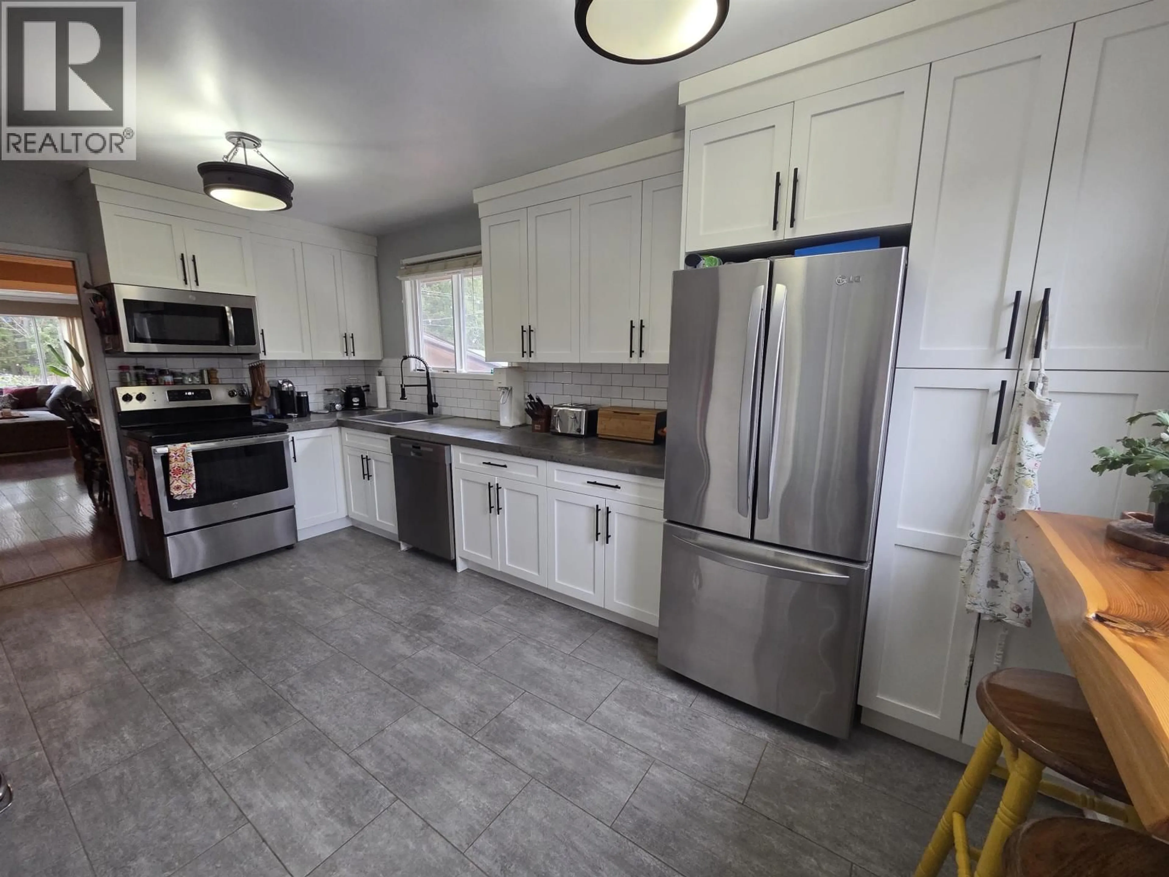 Unknown for 3309 THOMAS STREET, Terrace British Columbia V8G3G4