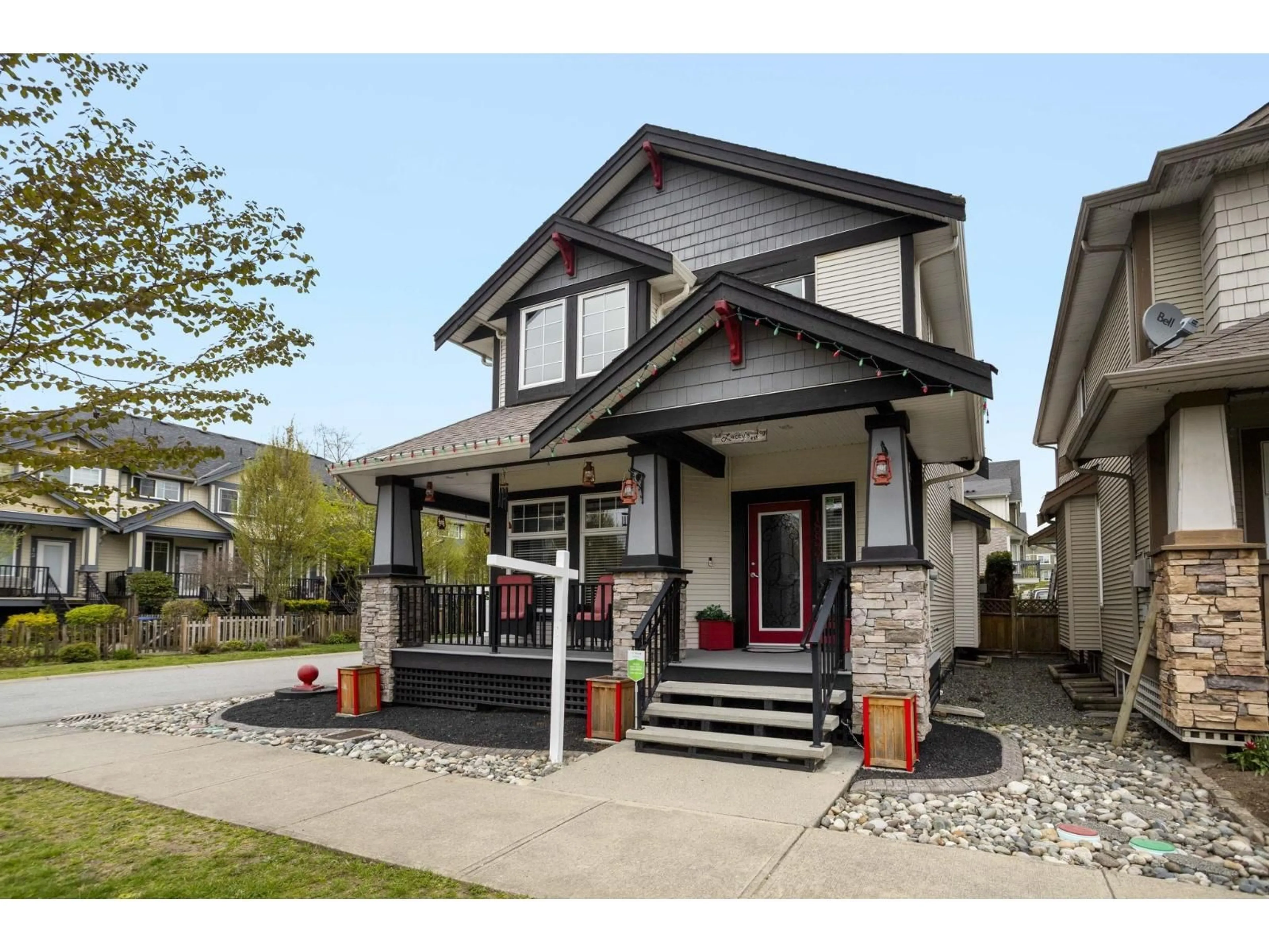 Home with vinyl exterior material, street for 18831 71 AVENUE, Surrey British Columbia V4N5M7