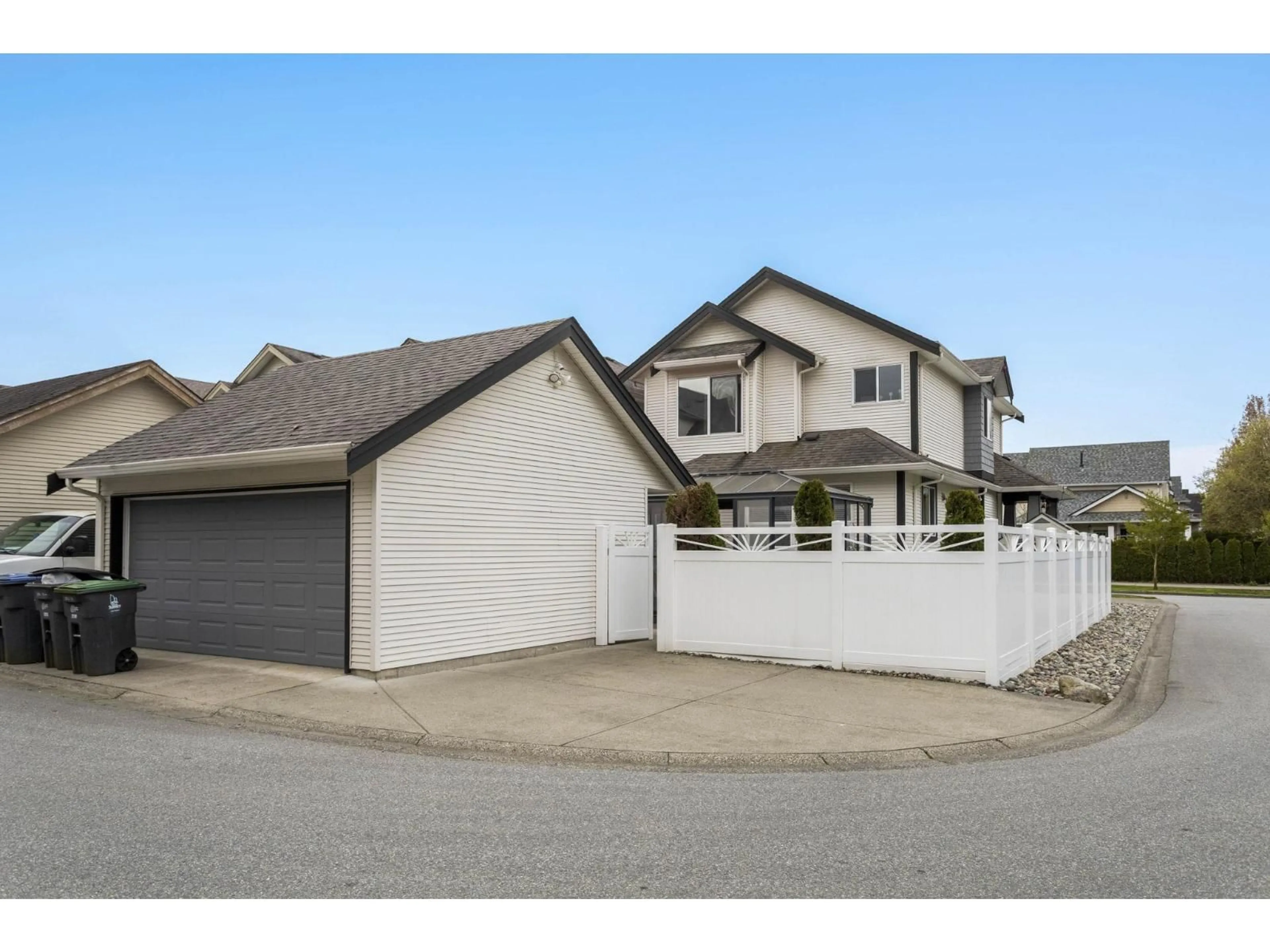 Unknown for 18831 71 AVENUE, Surrey British Columbia V4N5M7