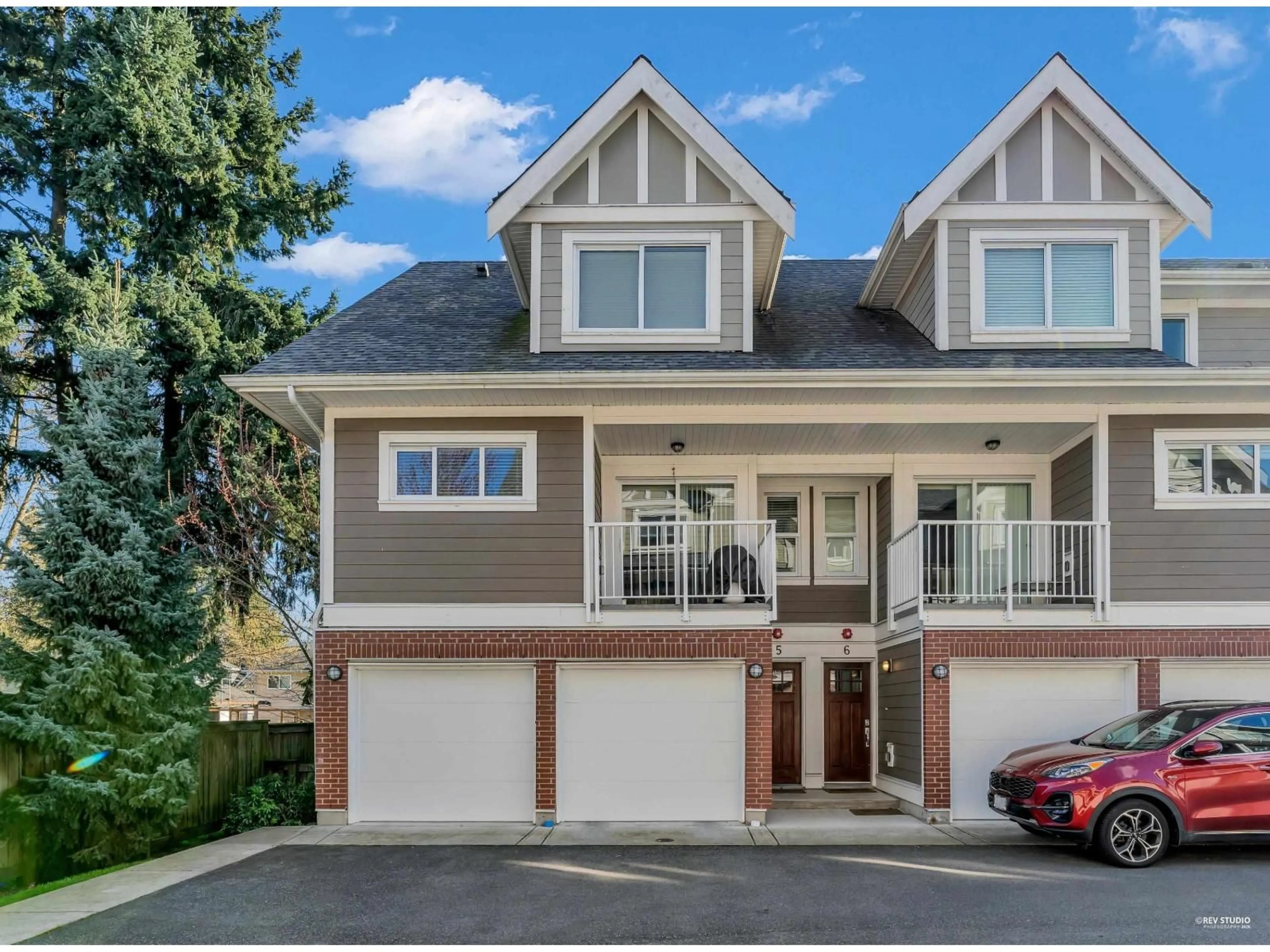 Home with vinyl exterior material, street for 5 - 11490 84 AVENUE, Delta British Columbia V4C2M1