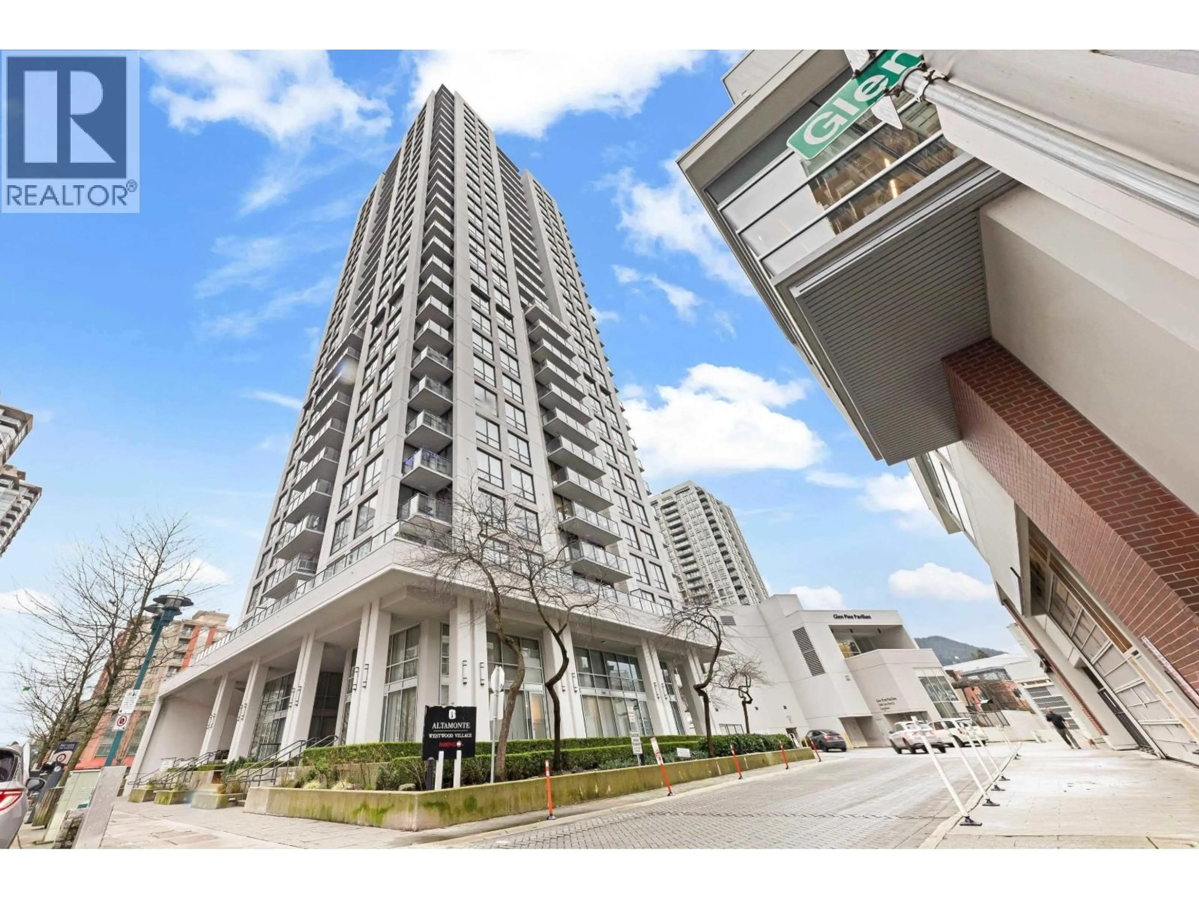 Indoor foyer for 2501 - 2979 GLEN DRIVE, Coquitlam British Columbia V3B0B2