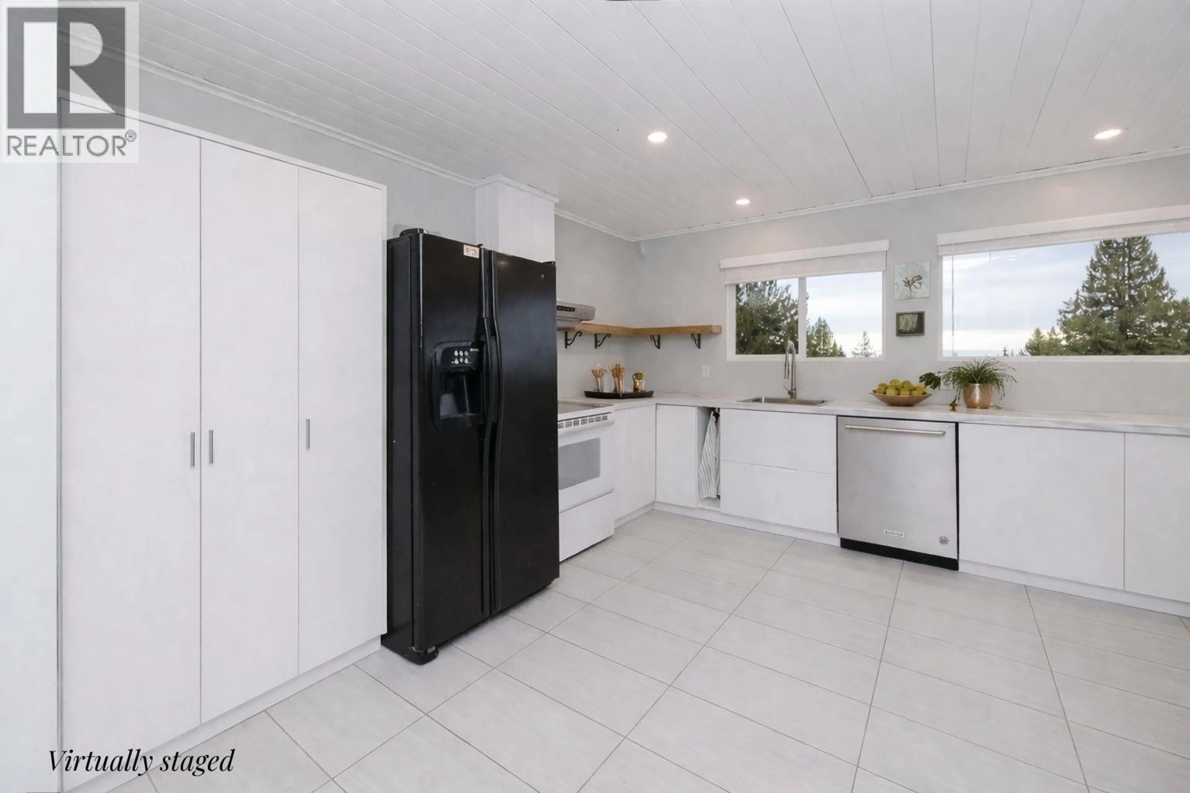 Unknown for 1405 VELVET ROAD, Gibsons British Columbia V0N1V0