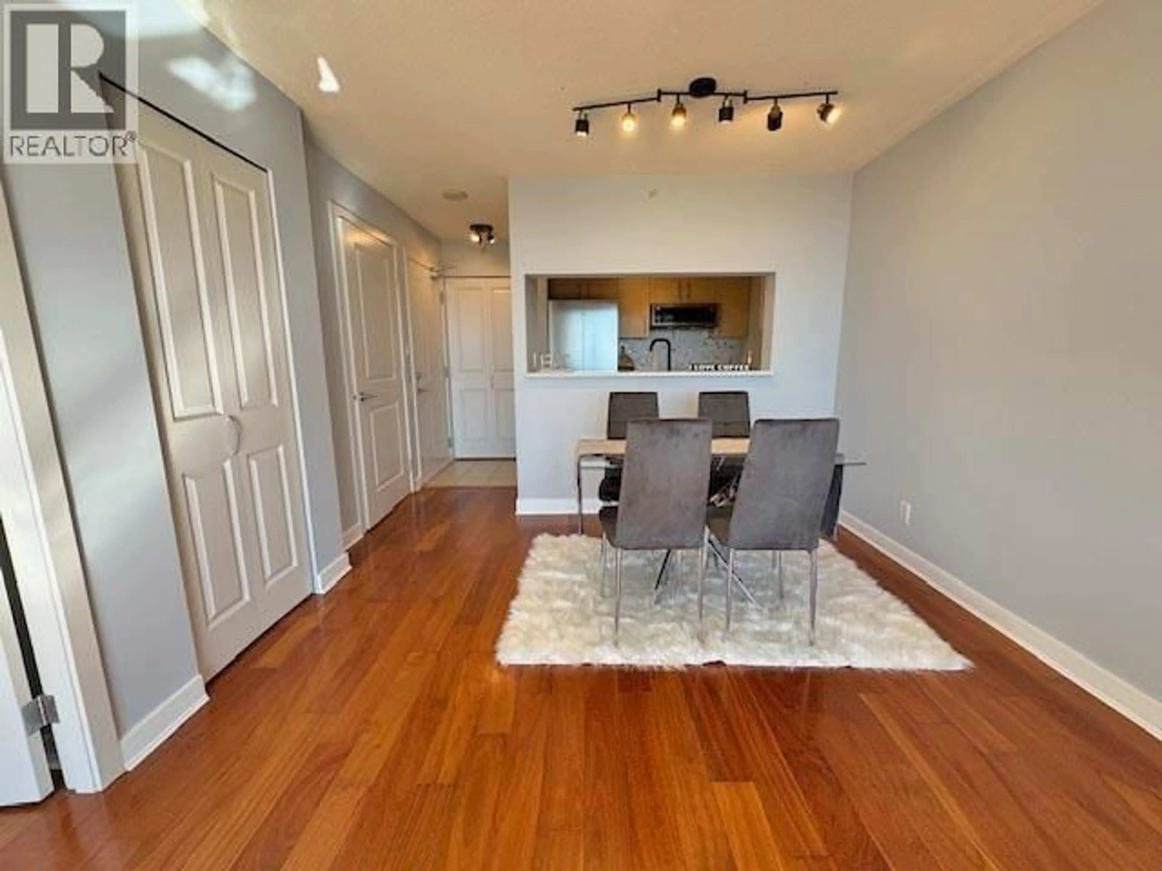 A pic of a room for 1401 - 3660 VANNESS AVENUE, Vancouver British Columbia V5R6H8