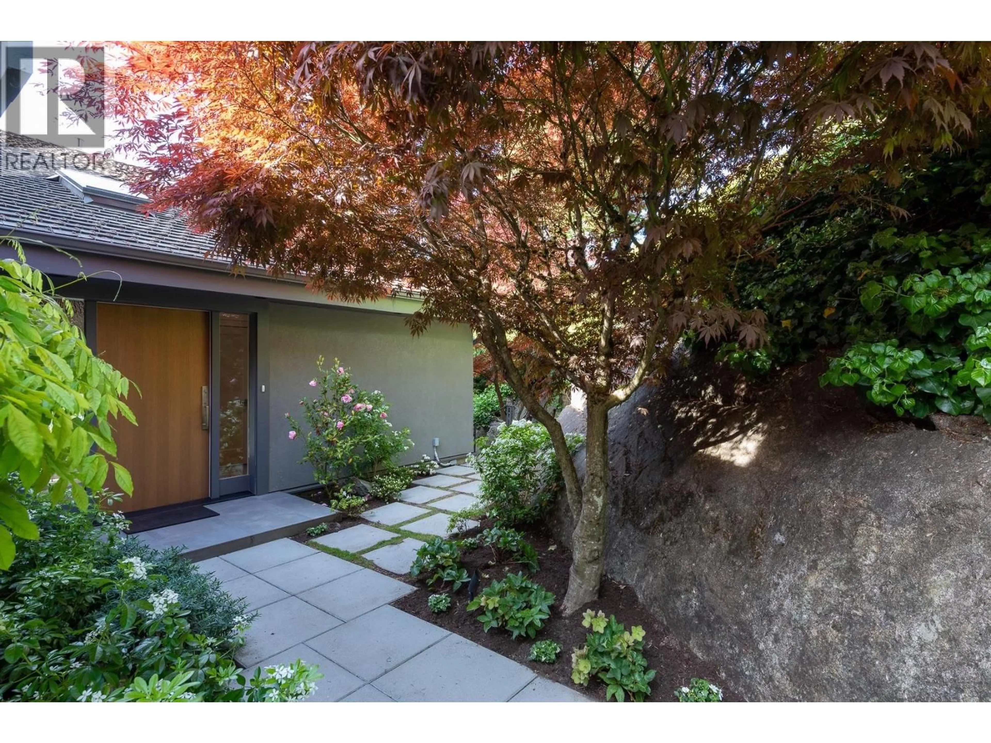 Unknown for 5260 TIMBERFEILD LANE, West Vancouver British Columbia V7W2Z5