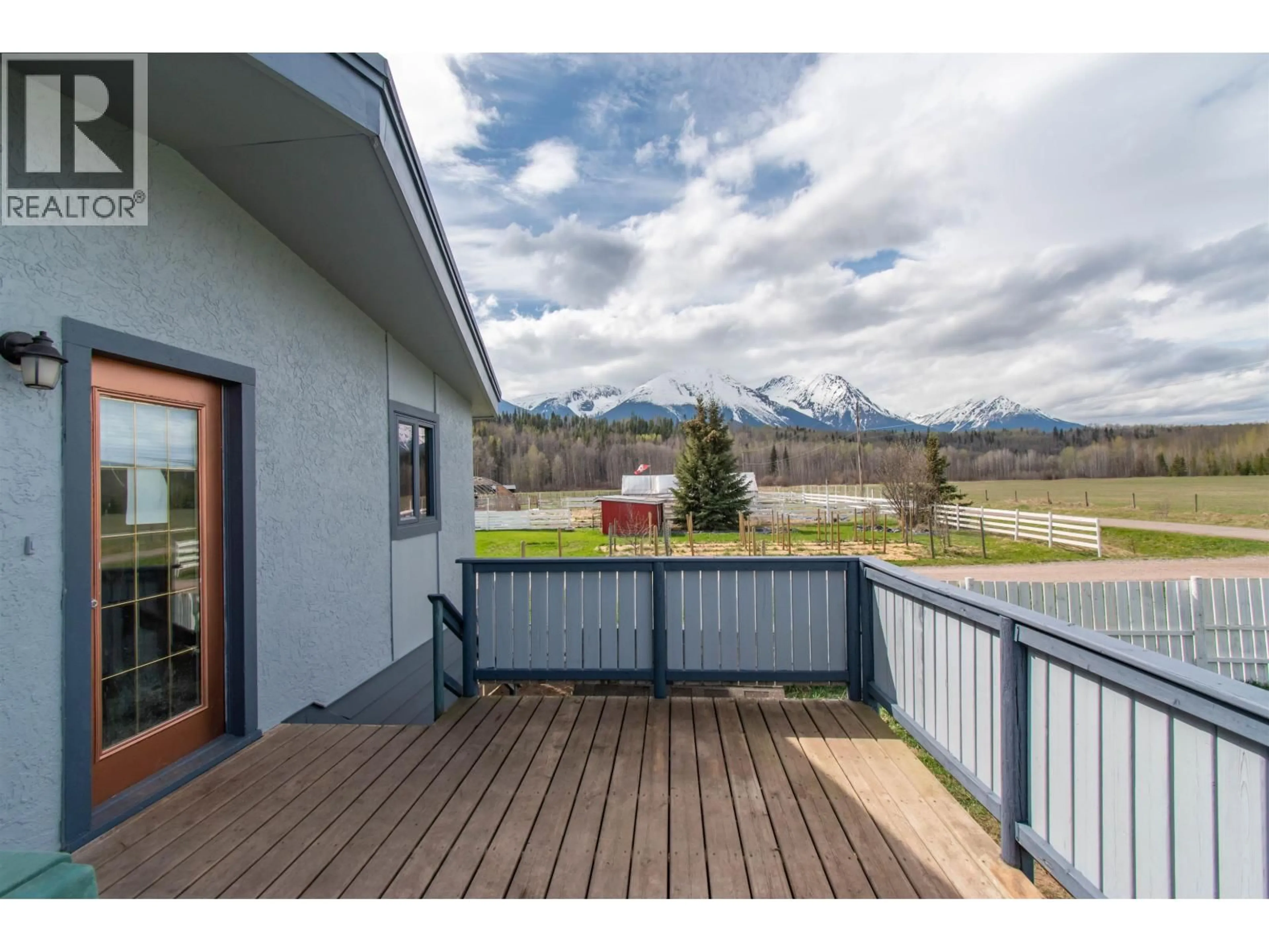 Patio, mountain view for 2805 DOHLER ROAD, Smithers British Columbia V0J2N4
