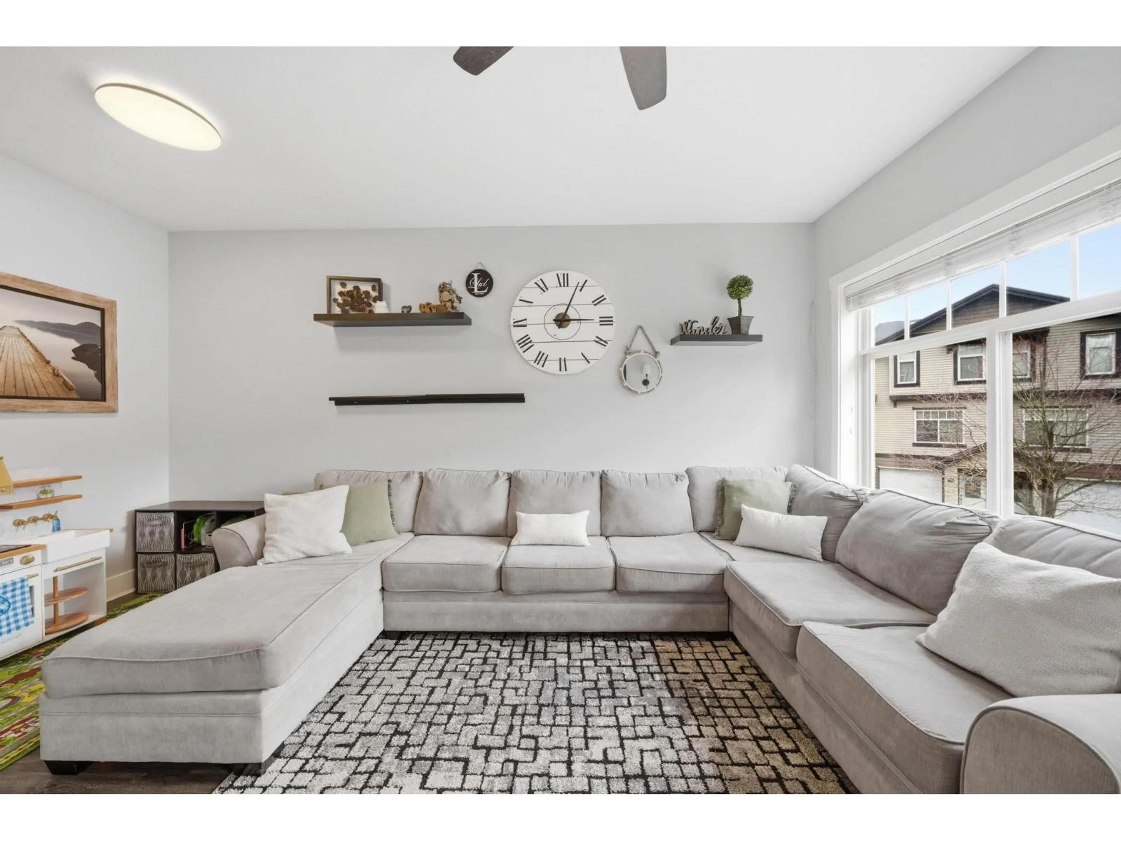 Living room with furniture, unknown for 29 - 2950 LEFEUVRE ROAD, Abbotsford British Columbia V4X0B2