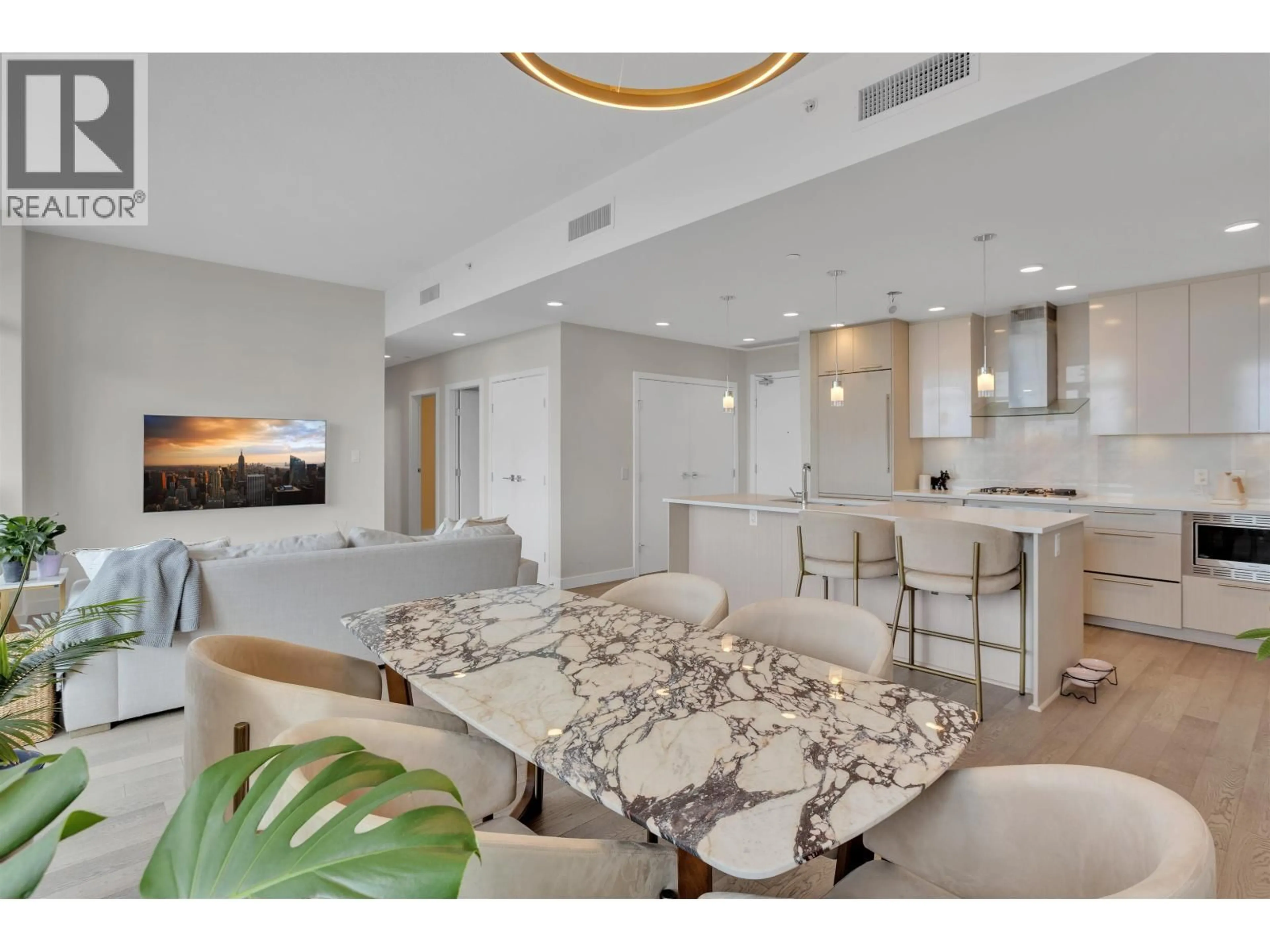 Open concept kitchen, ceramic/tile floor for 505 - 5033 CAMBIE STREET, Vancouver British Columbia V5Z0H6