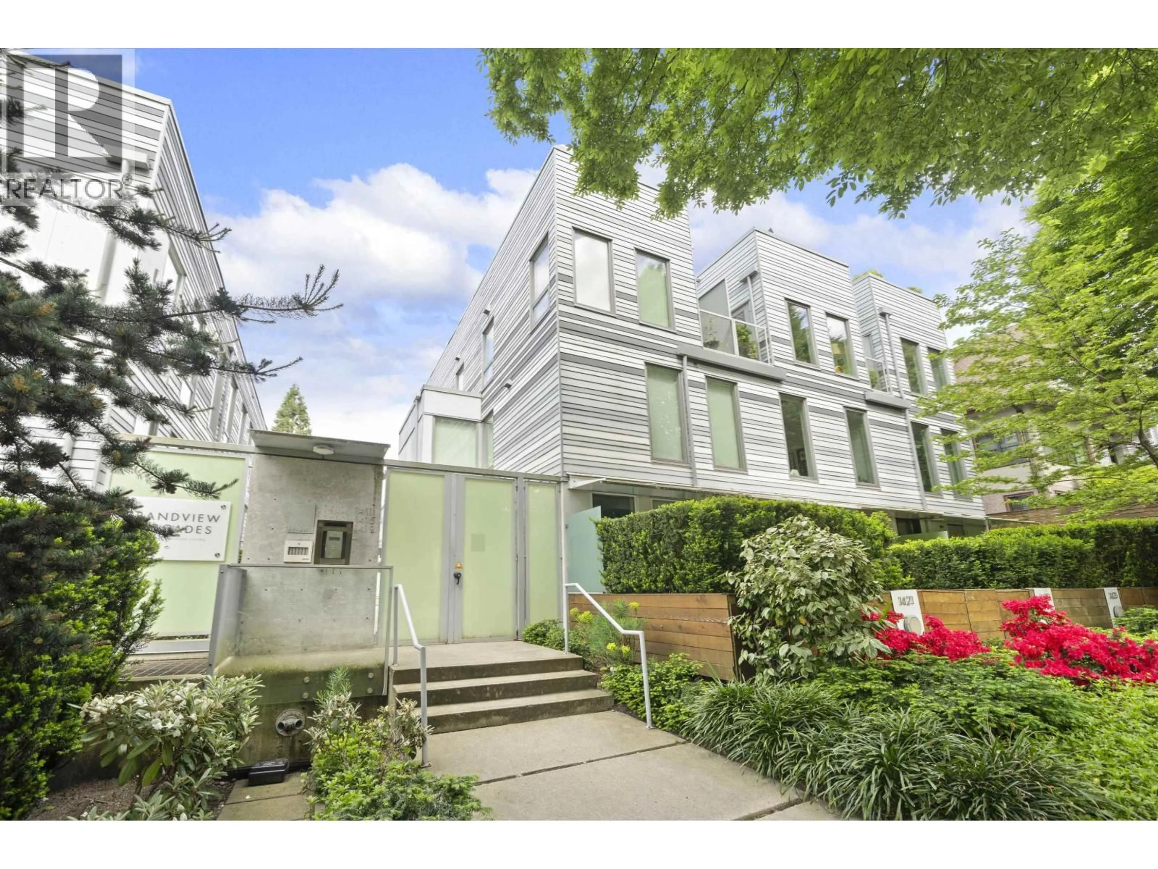 Unknown for 10 - 1419 1ST AVENUE, Vancouver British Columbia V5N1A4