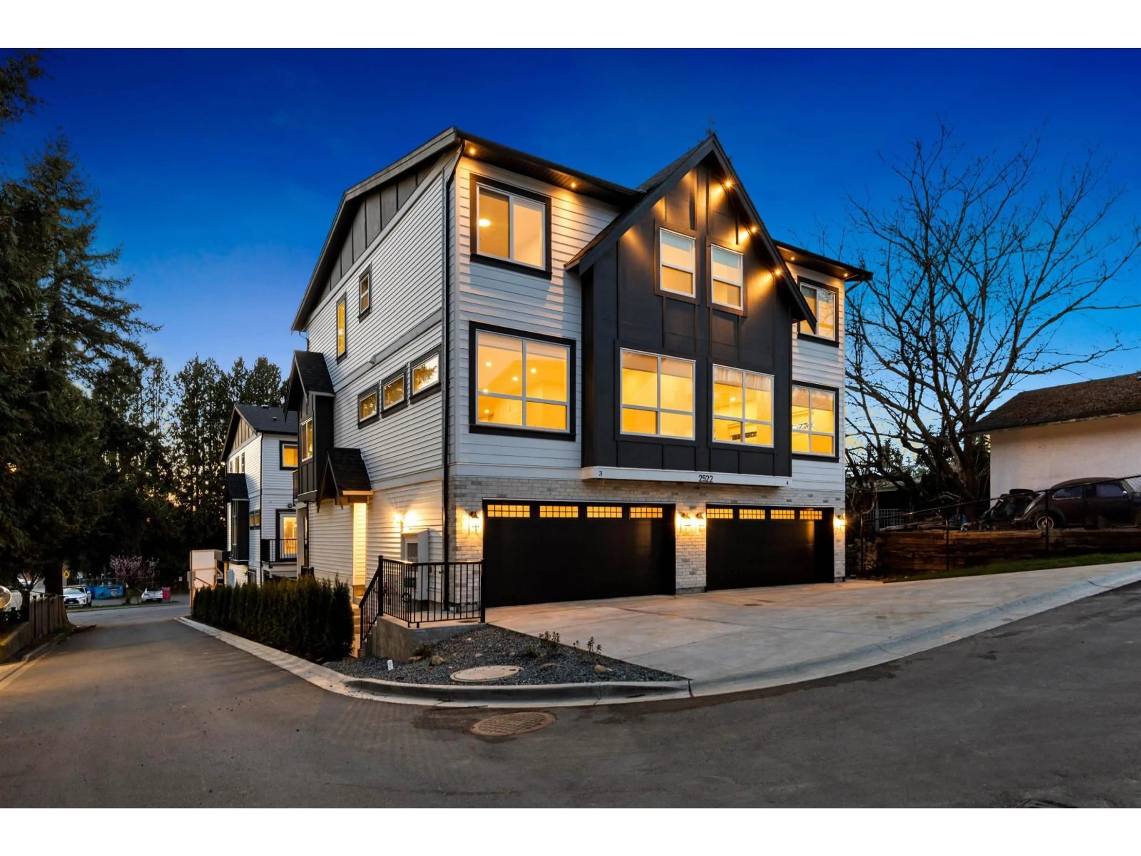 Unknown for 3 - 2522 CAMPBELL AVENUE, Abbotsford British Columbia V2S4A5