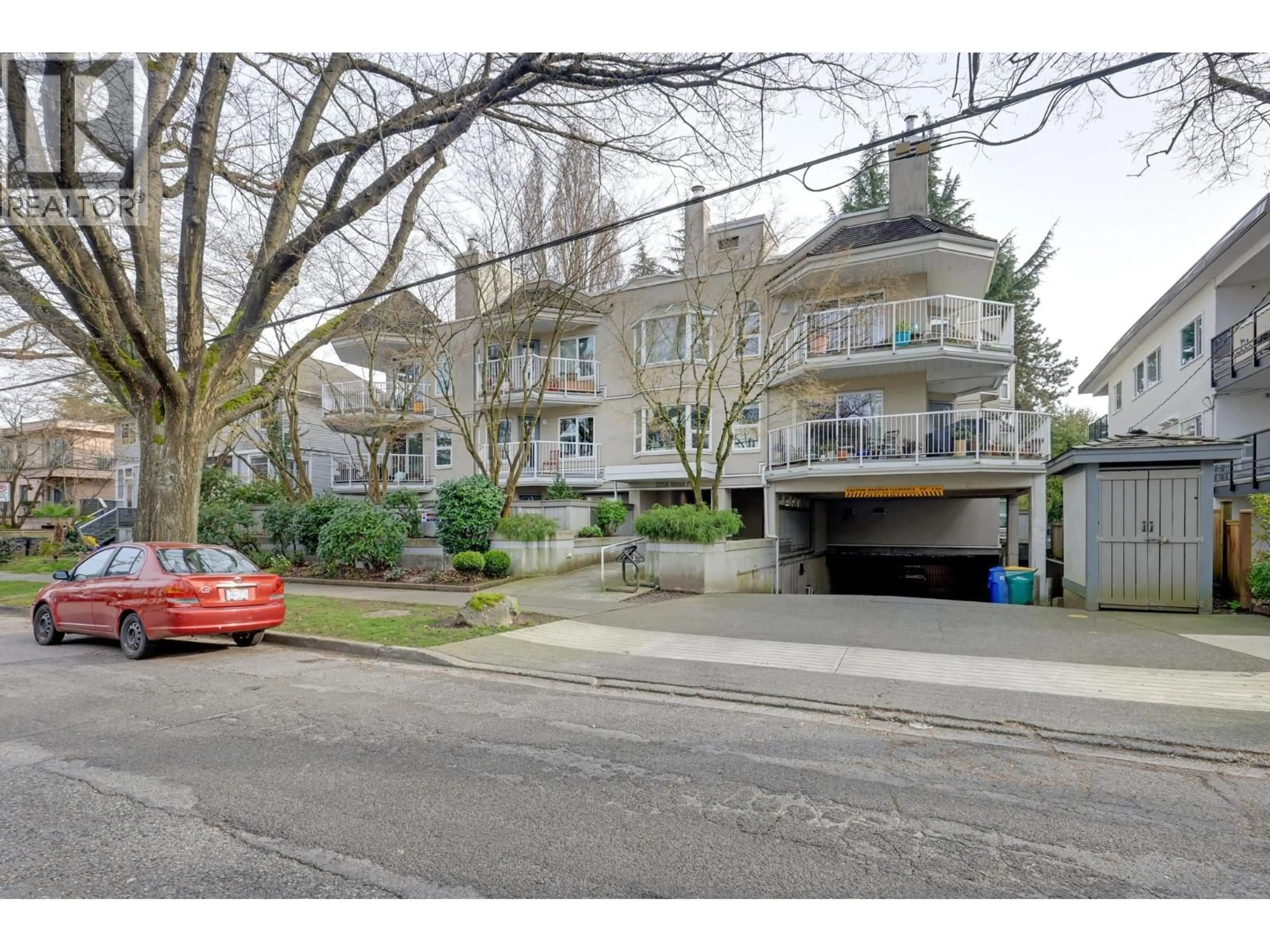 Unknown for 305 - 2256 7TH AVENUE, Vancouver British Columbia V6K1Y2