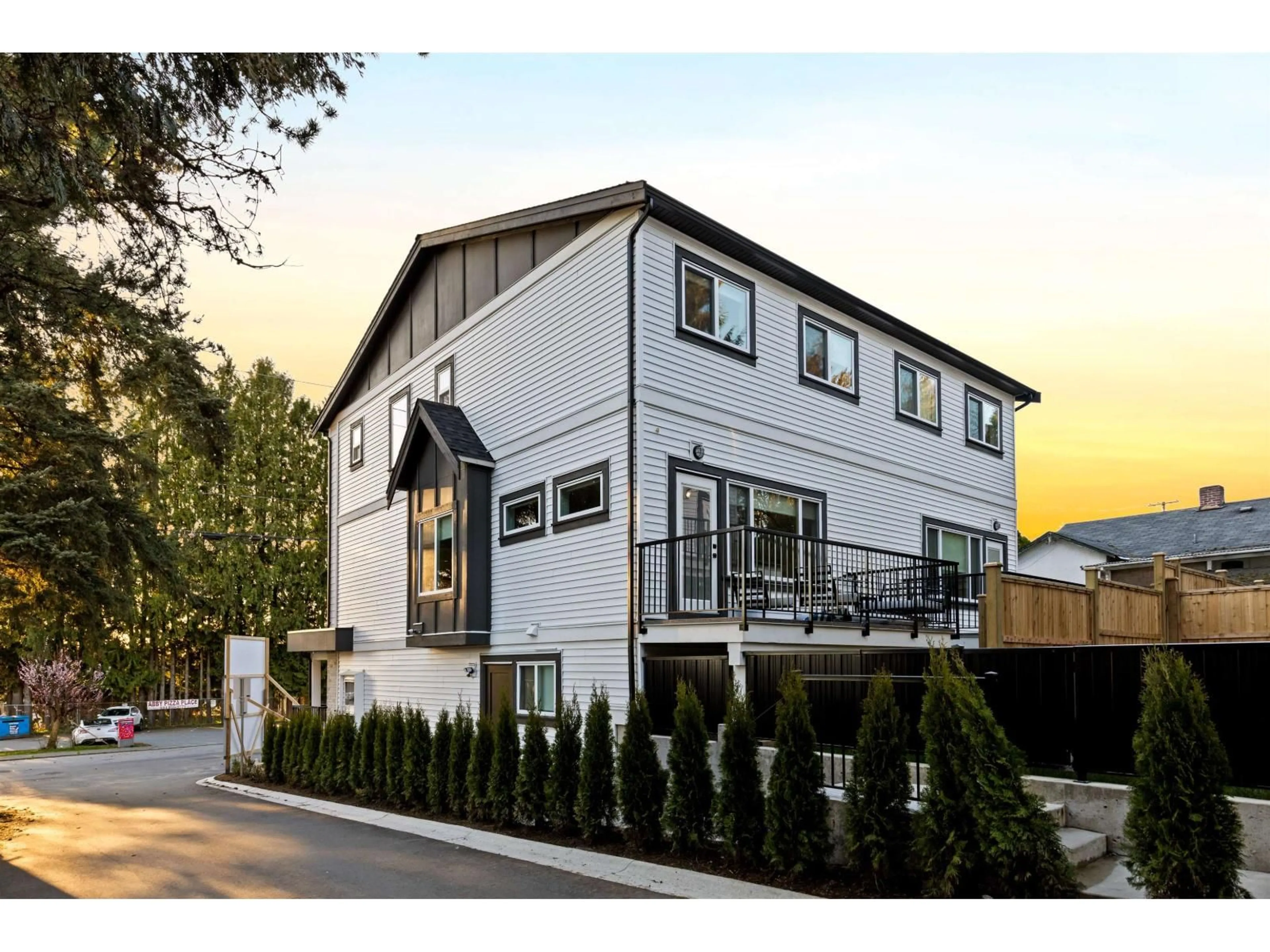 Home with vinyl exterior material, street for 1 - 2522 CAMPBELL AVENUE, Abbotsford British Columbia V2S4A5