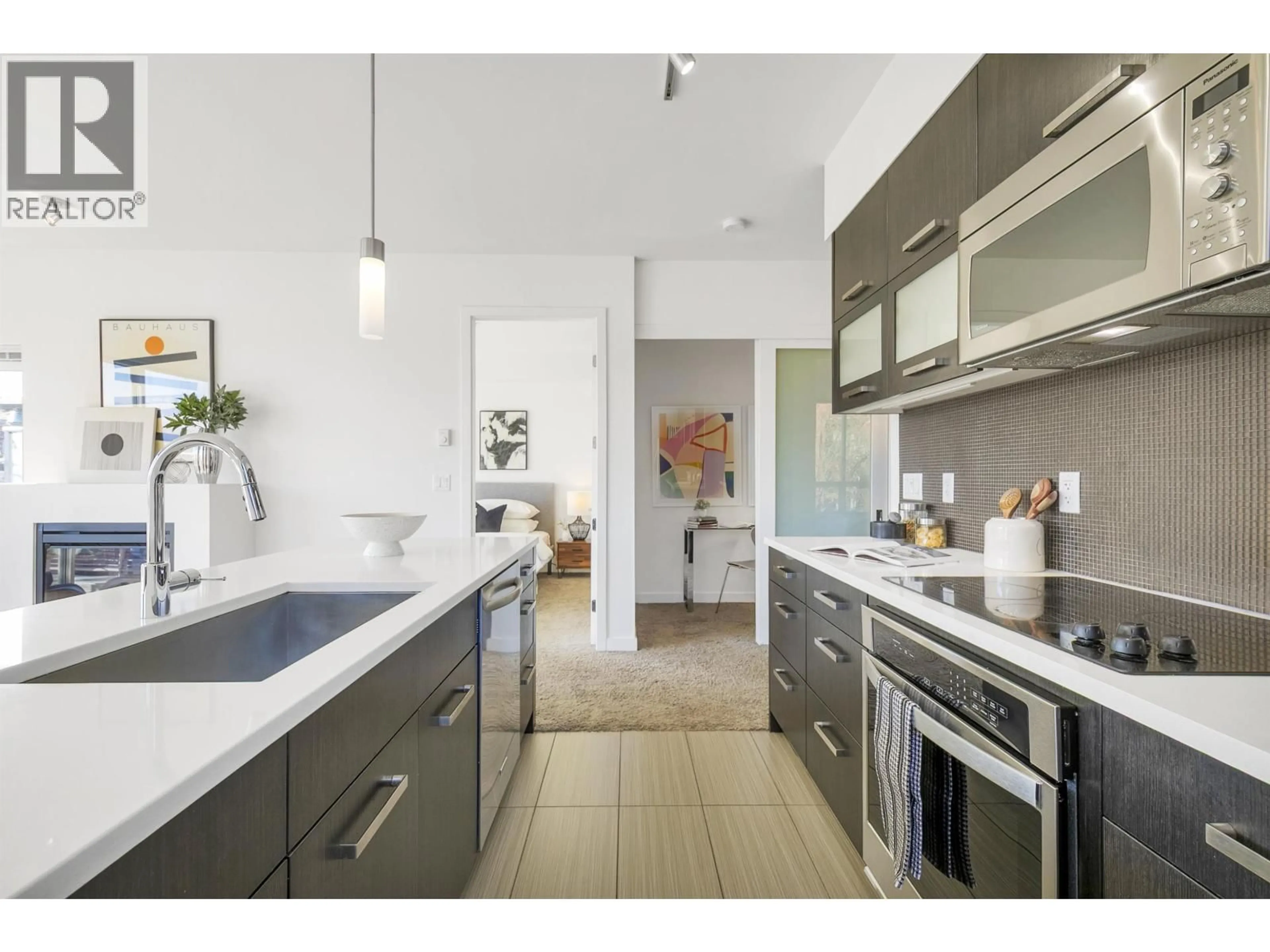 Unknown for 206 - 3333 MAIN STREET, Vancouver British Columbia V5V3M8