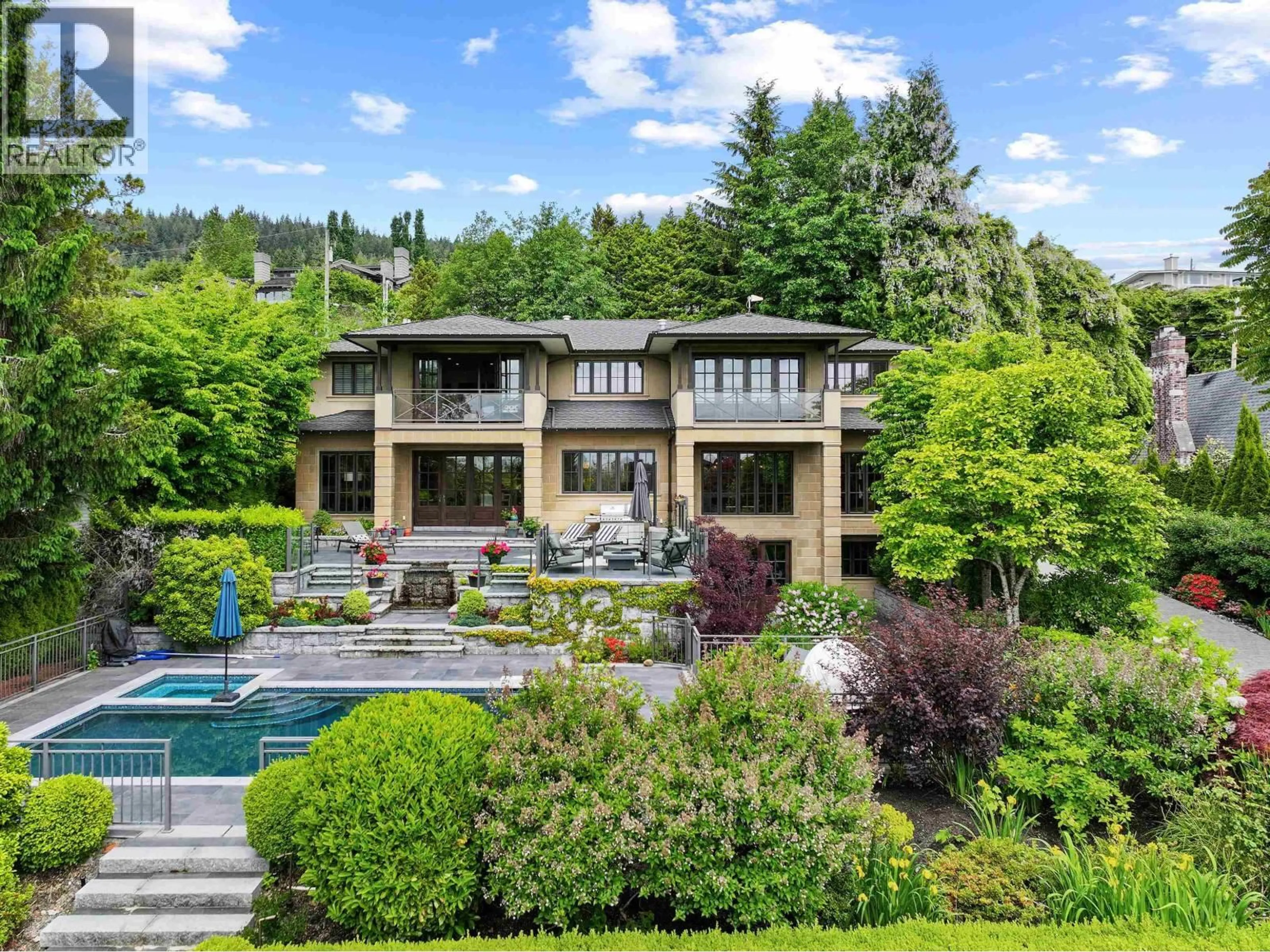 Unknown for 1075 GROVELAND ROAD, West Vancouver British Columbia V7S1Z3