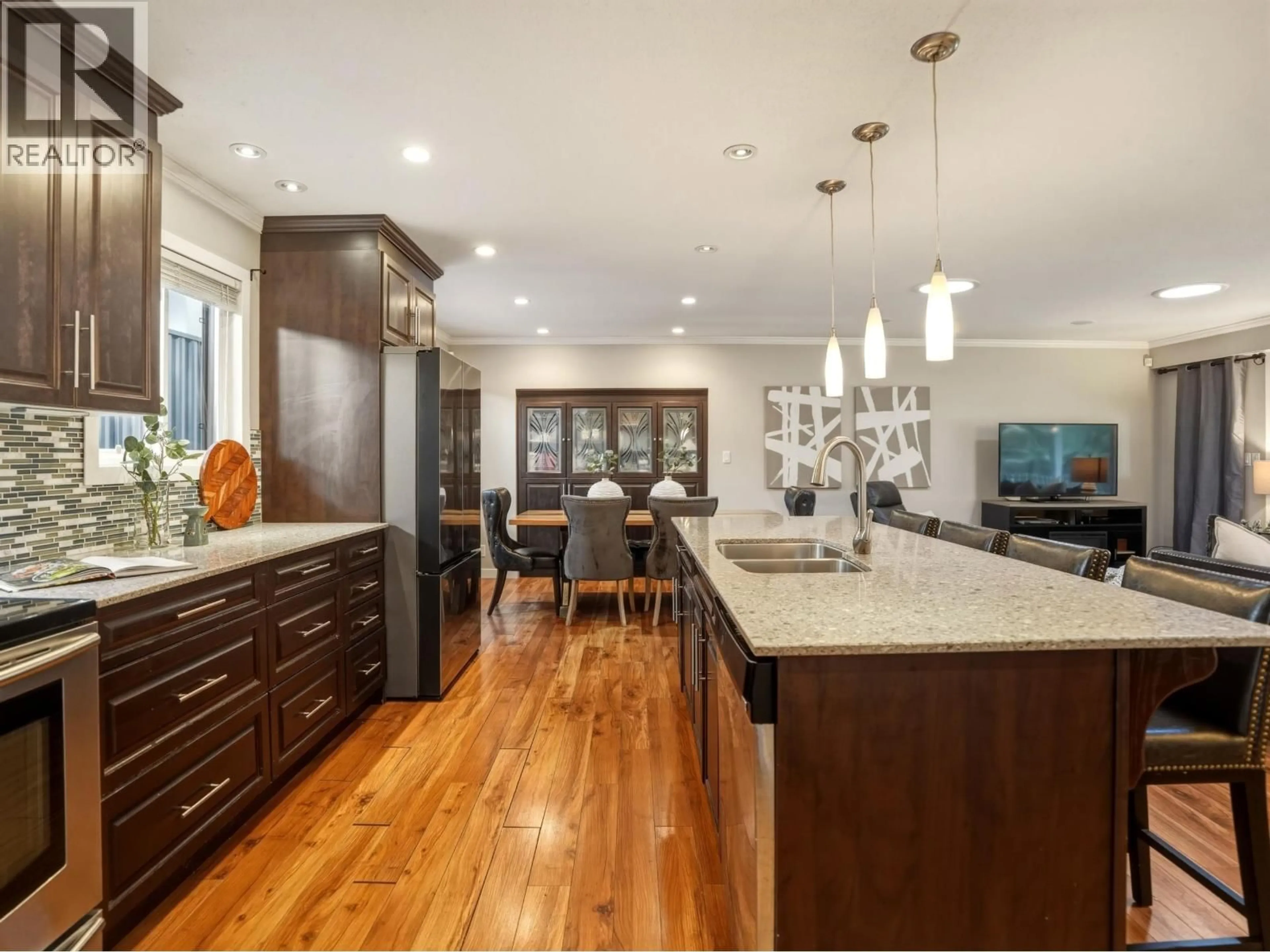 Open concept kitchen, wood/laminate floor for 2386 SHAWNA WAY, Coquitlam British Columbia V3K3A2