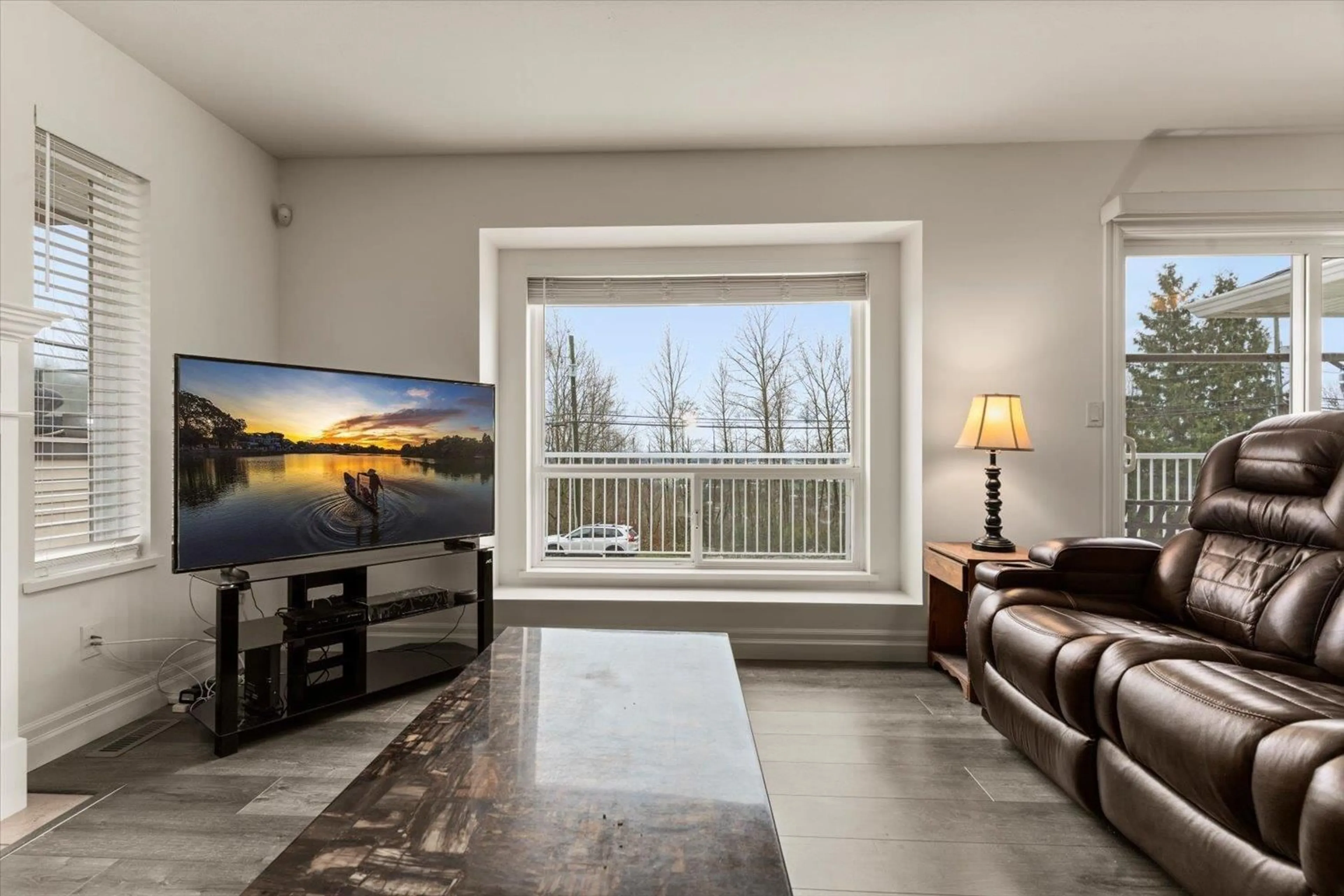 Living room with furniture, unknown for 5800 JINKERSON ROAD, Chilliwack British Columbia V2R0C8