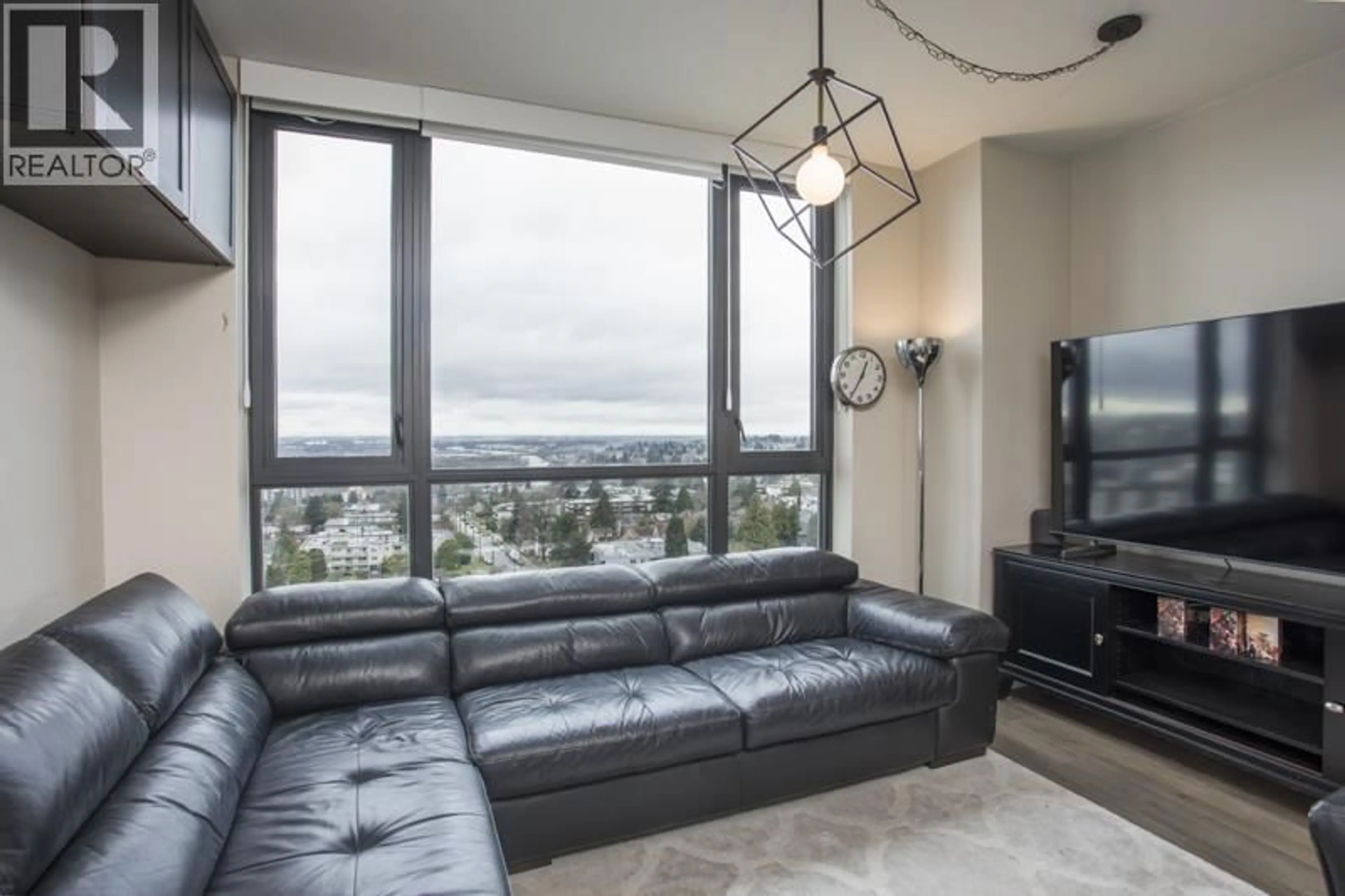 Living room with furniture, unknown for 1404 - 258 SIXTH STREET, New Westminster British Columbia V3L0G6