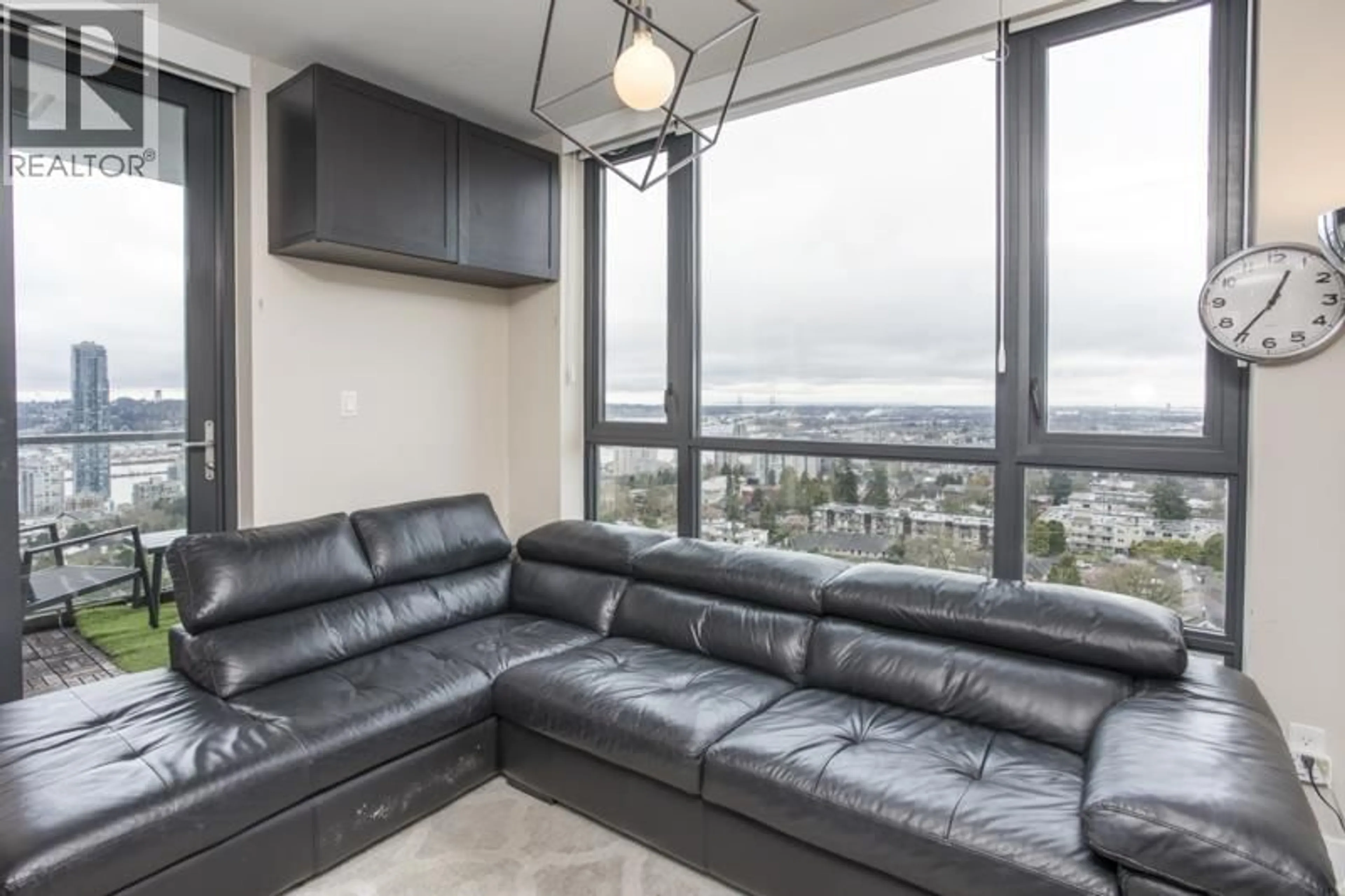 Living room with furniture, unknown for 1404 - 258 SIXTH STREET, New Westminster British Columbia V3L0G6