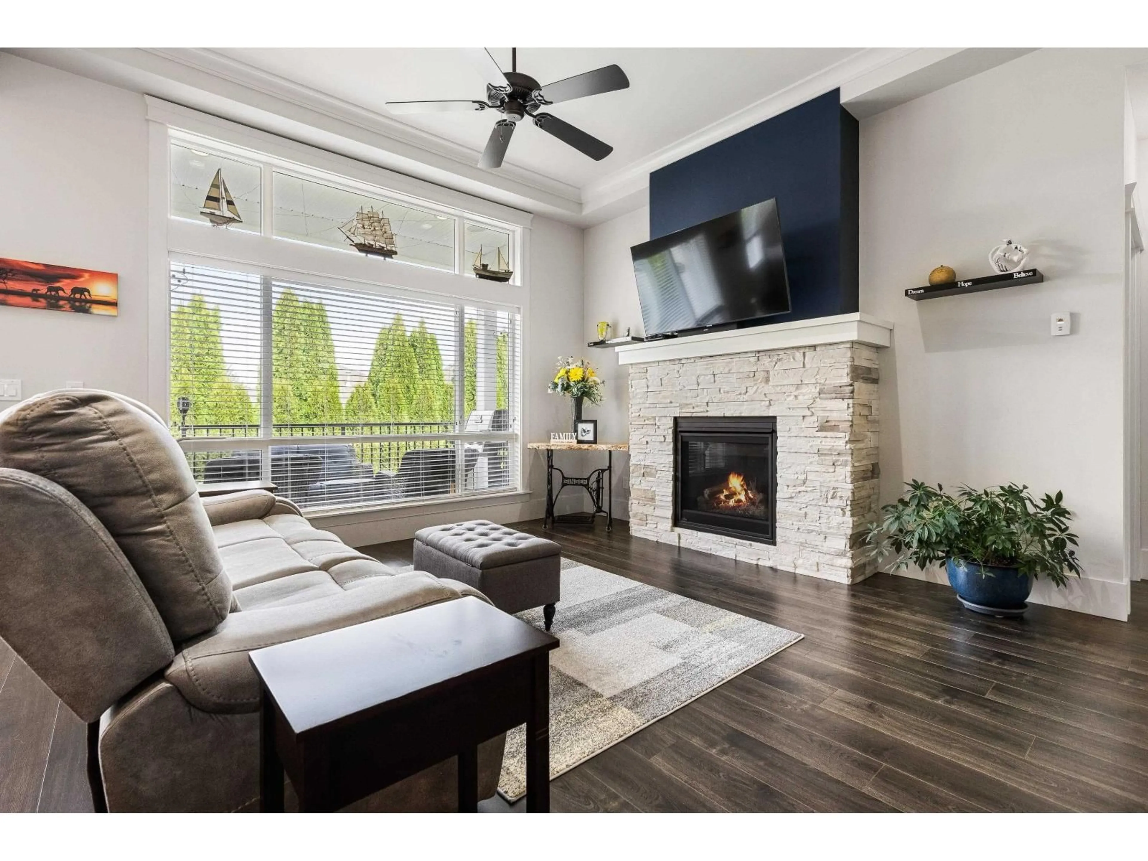 Living room with furniture, unknown for 24 - 46213 HAKWELES ROAD, Chilliwack British Columbia V4Z0C6