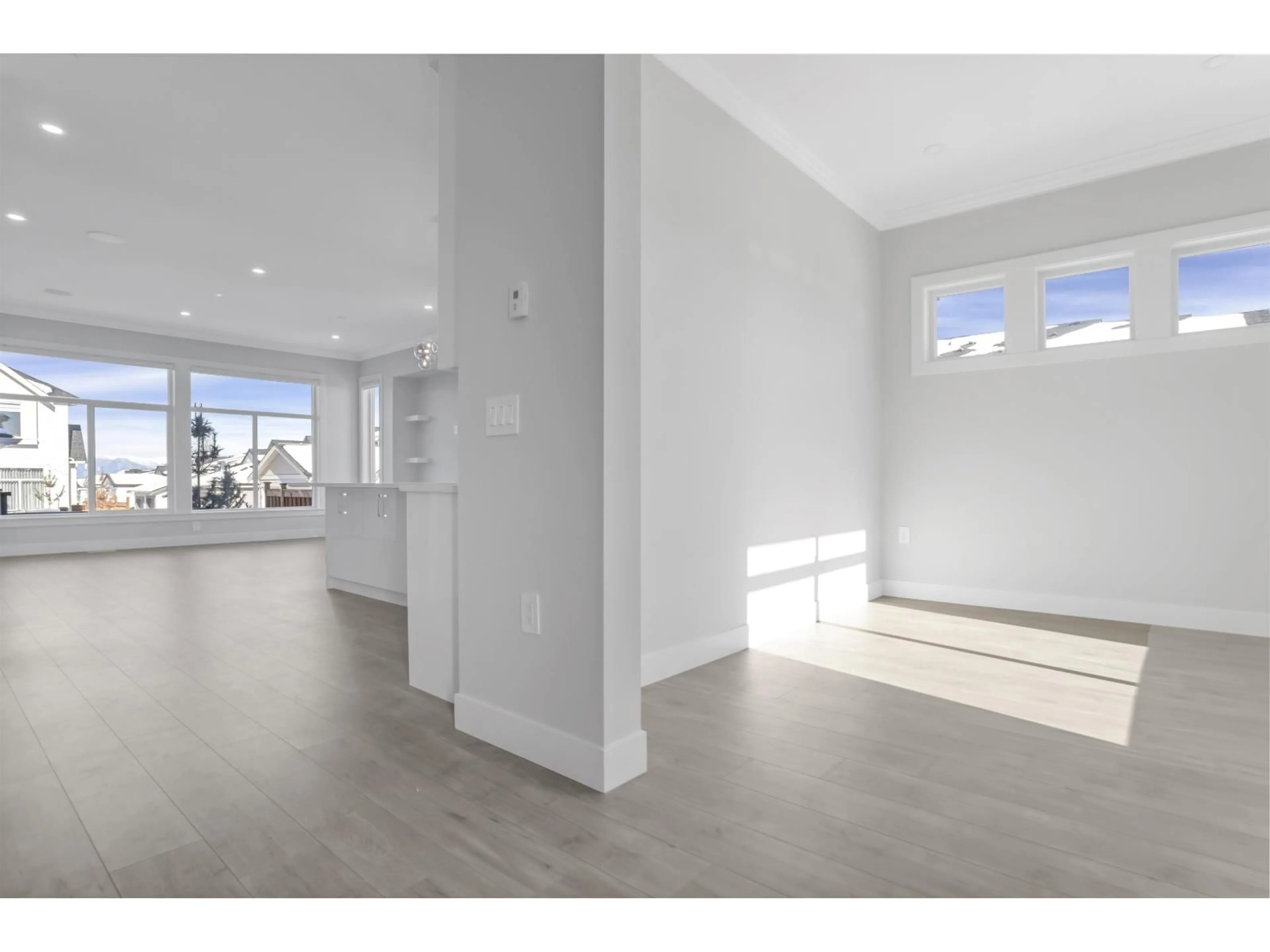 Unknown for 19685 74 AVENUE, Langley British Columbia V2Y3G6