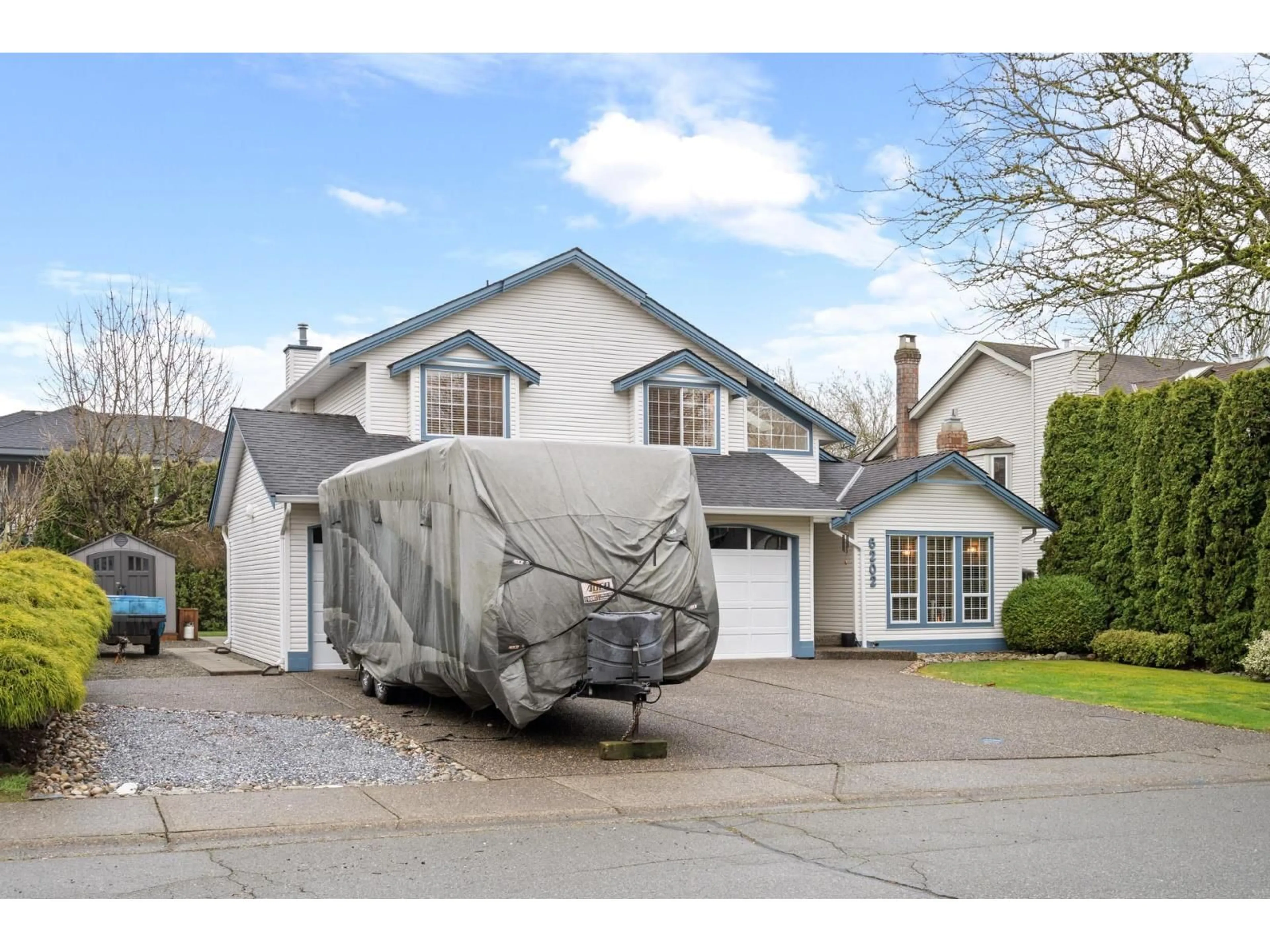 Home with vinyl exterior material, street for 6202 189 STREET, Surrey British Columbia V3S7T7