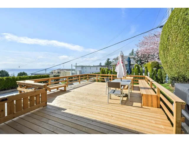 1388 KERFOOT ROAD, White Rock 3