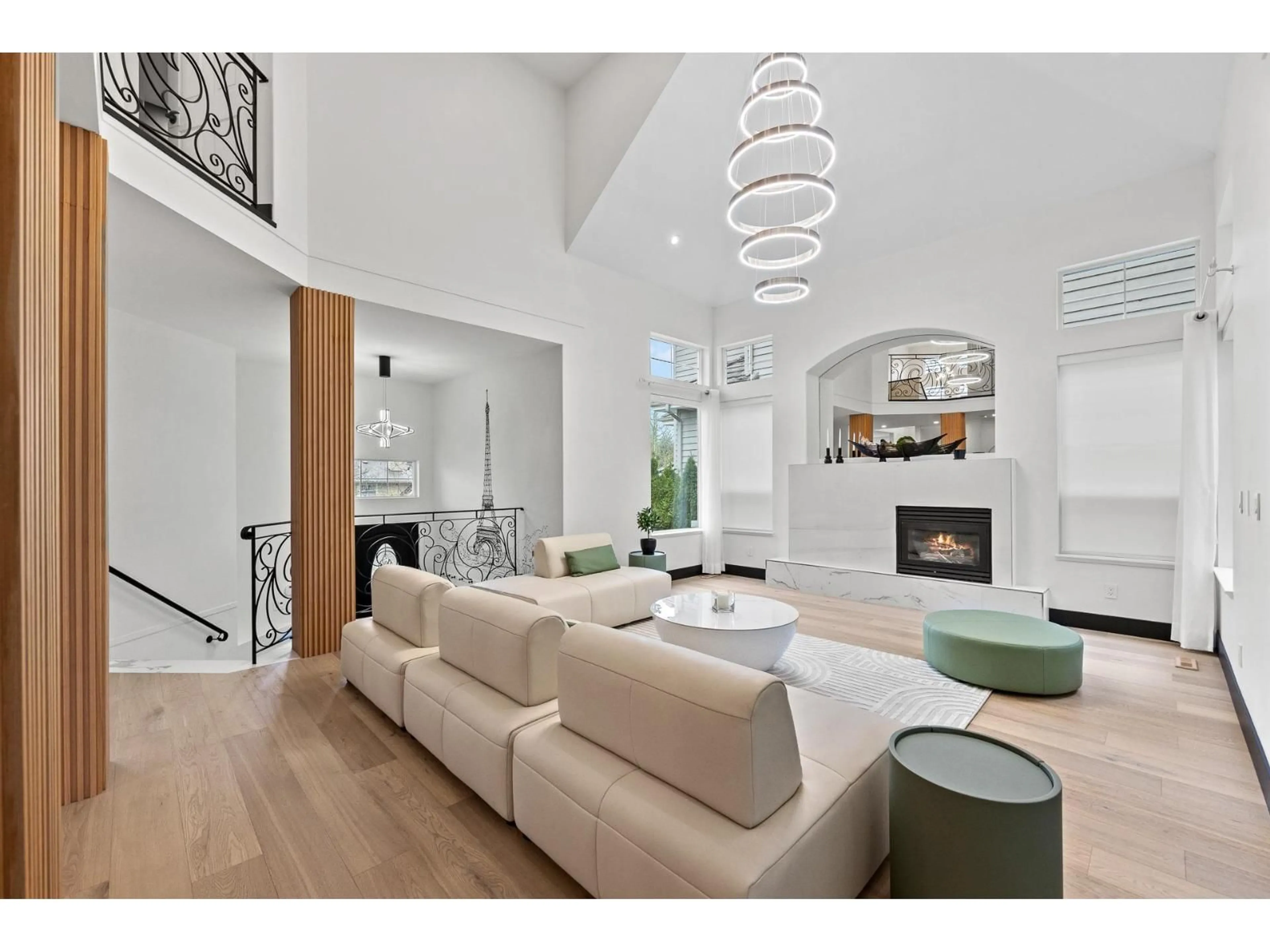 Living room with furniture, unknown for 15497 ROSEMARY HEIGHTS CRESCENT, Surrey British Columbia V3Z0K2