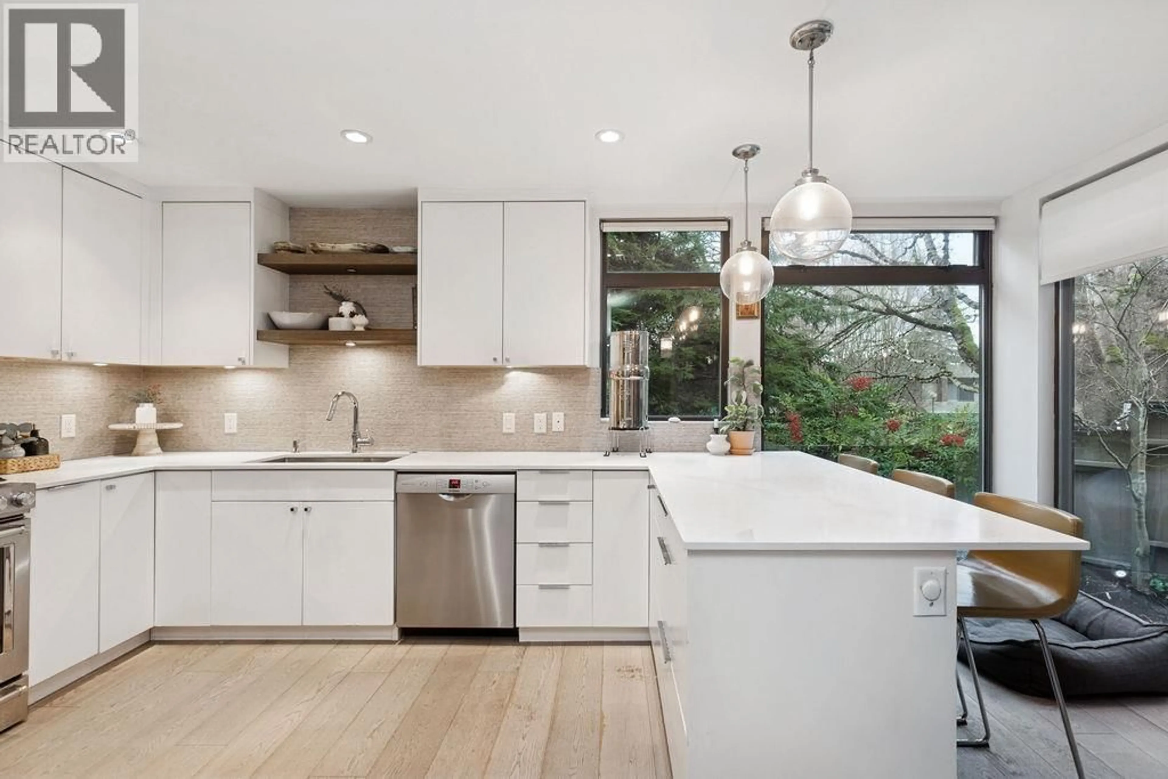 Contemporary kitchen, unknown for 4308 YEW STREET, Vancouver British Columbia V6L3C8