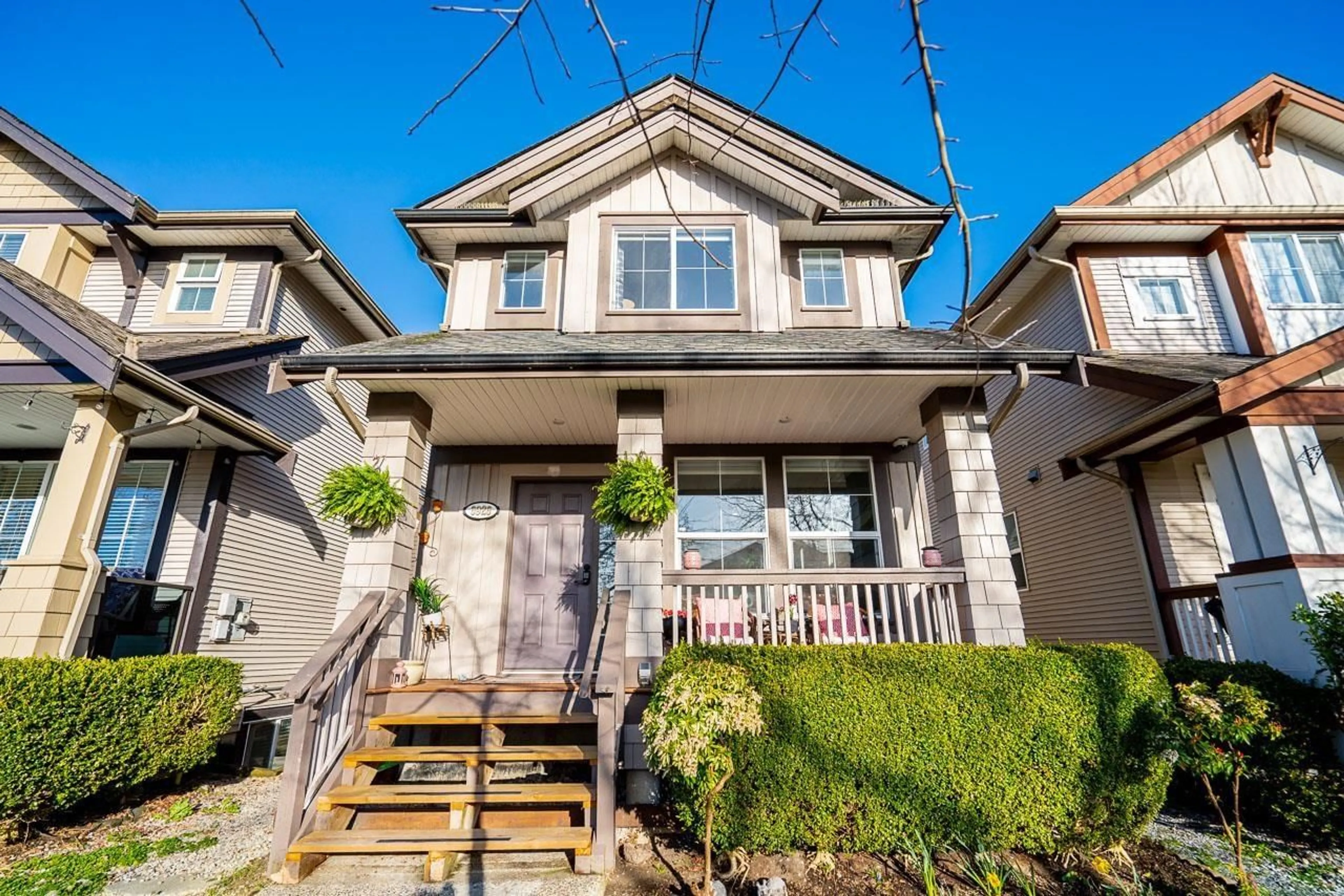 Unknown for 6926 190 STREET, Surrey British Columbia V4N5P1