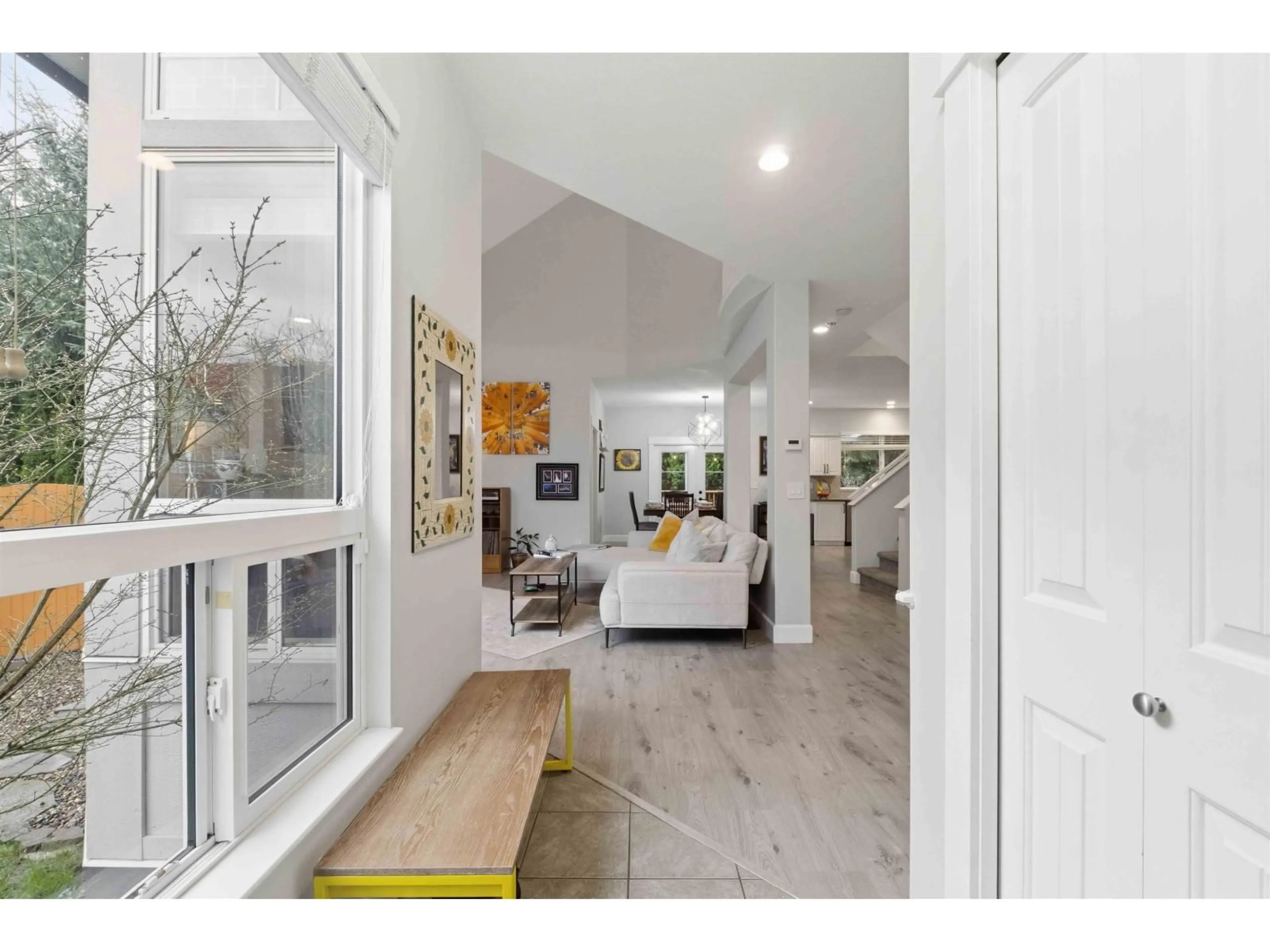 Indoor entryway for 6962 198B STREET, Langley British Columbia V2Y3B4