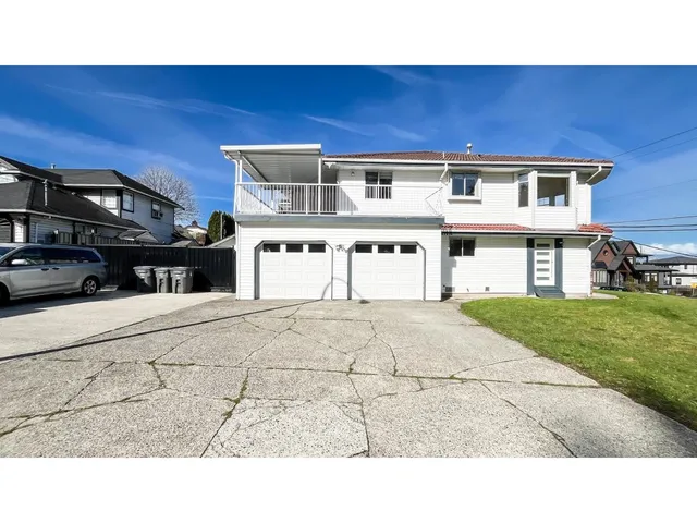 11942 99 AVENUE, Surrey 4