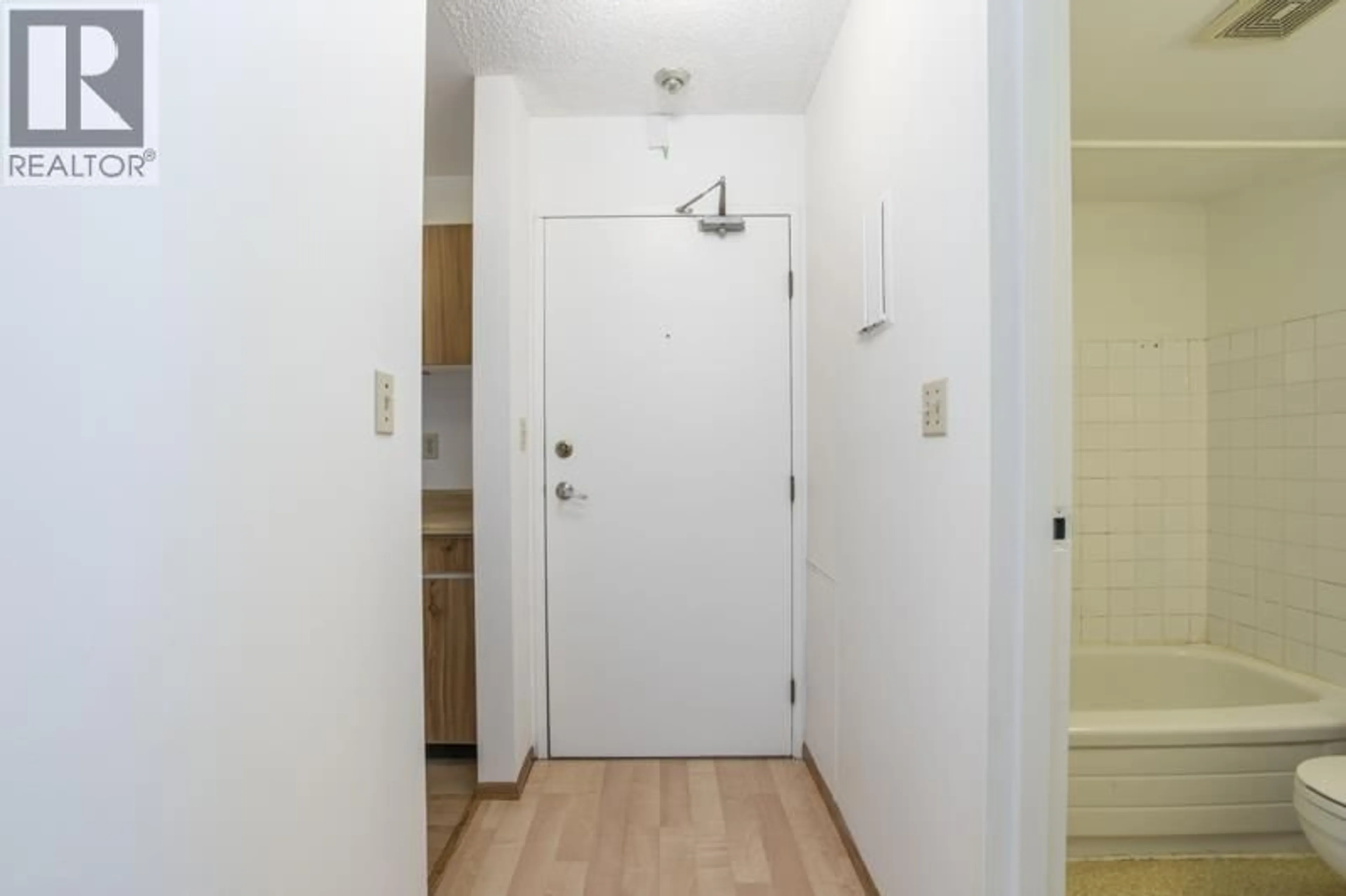 Unknown for 201 - 8391 BENNETT ROAD, Richmond British Columbia V6Y1N4