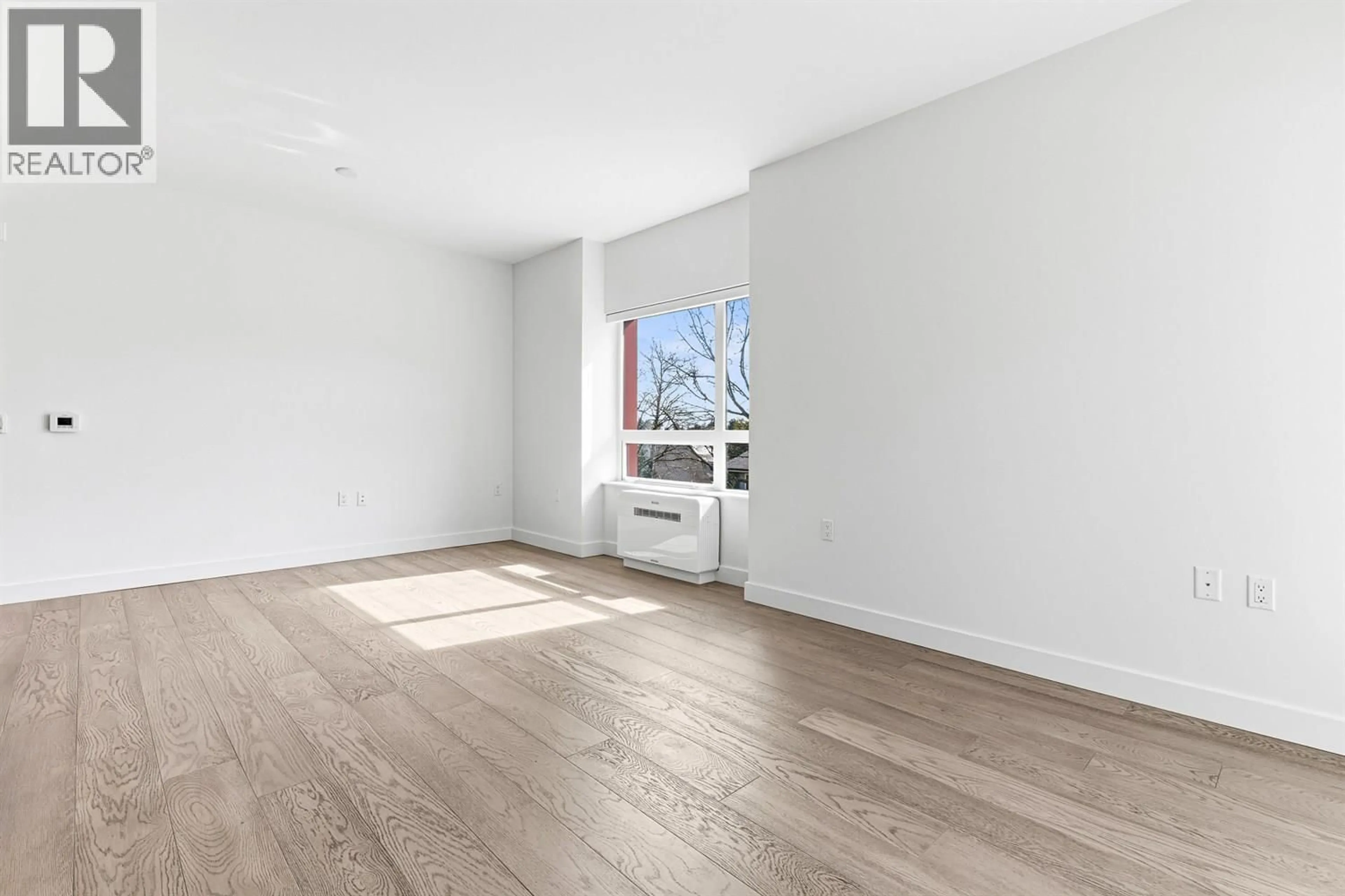 A pic of a room for 206 - 3590 39TH AVENUE, Vancouver British Columbia V6N3A5