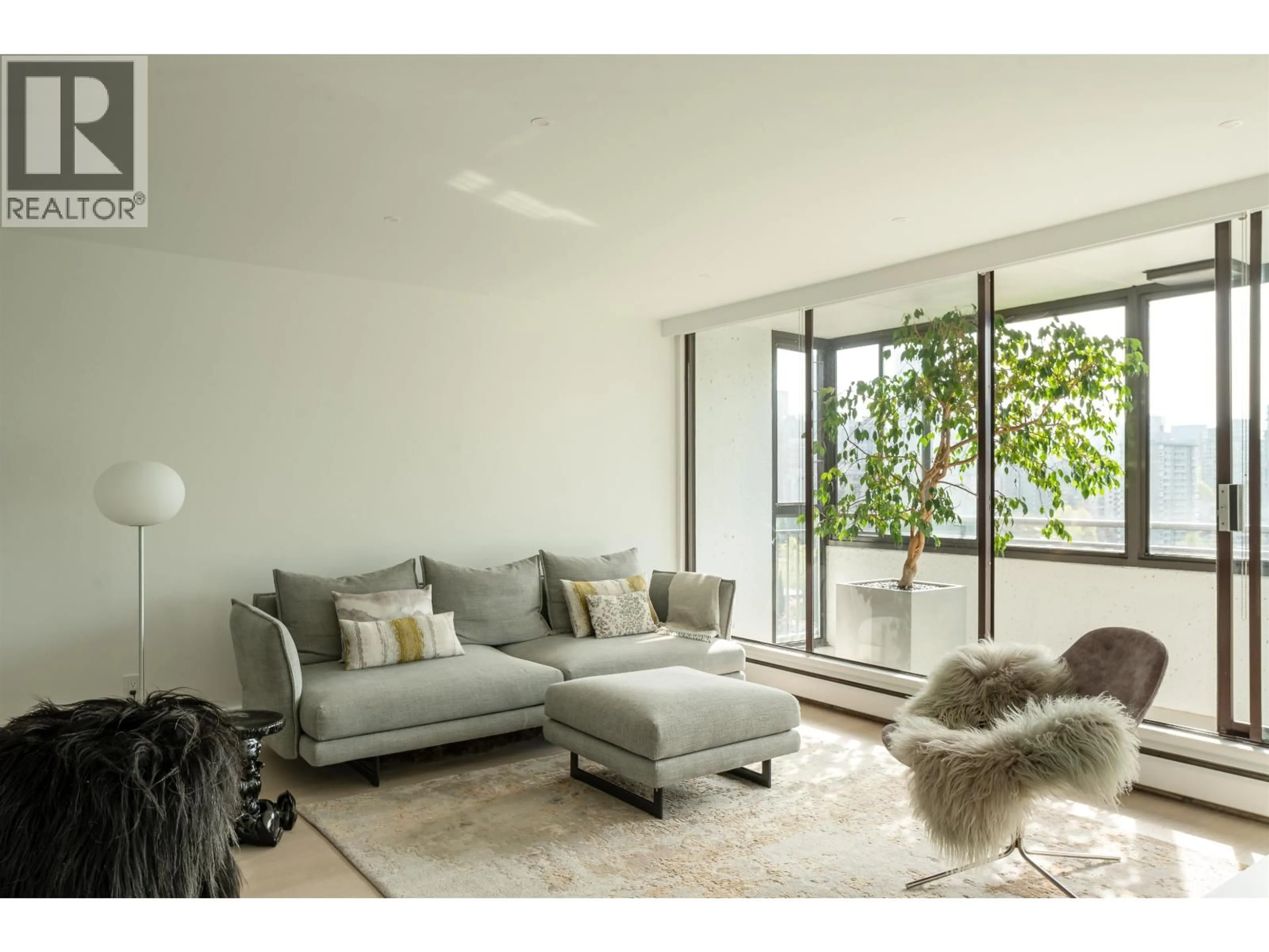 Living room with furniture, unknown for 1806 - 1725 PENDRELL STREET, Vancouver British Columbia V6G2X7