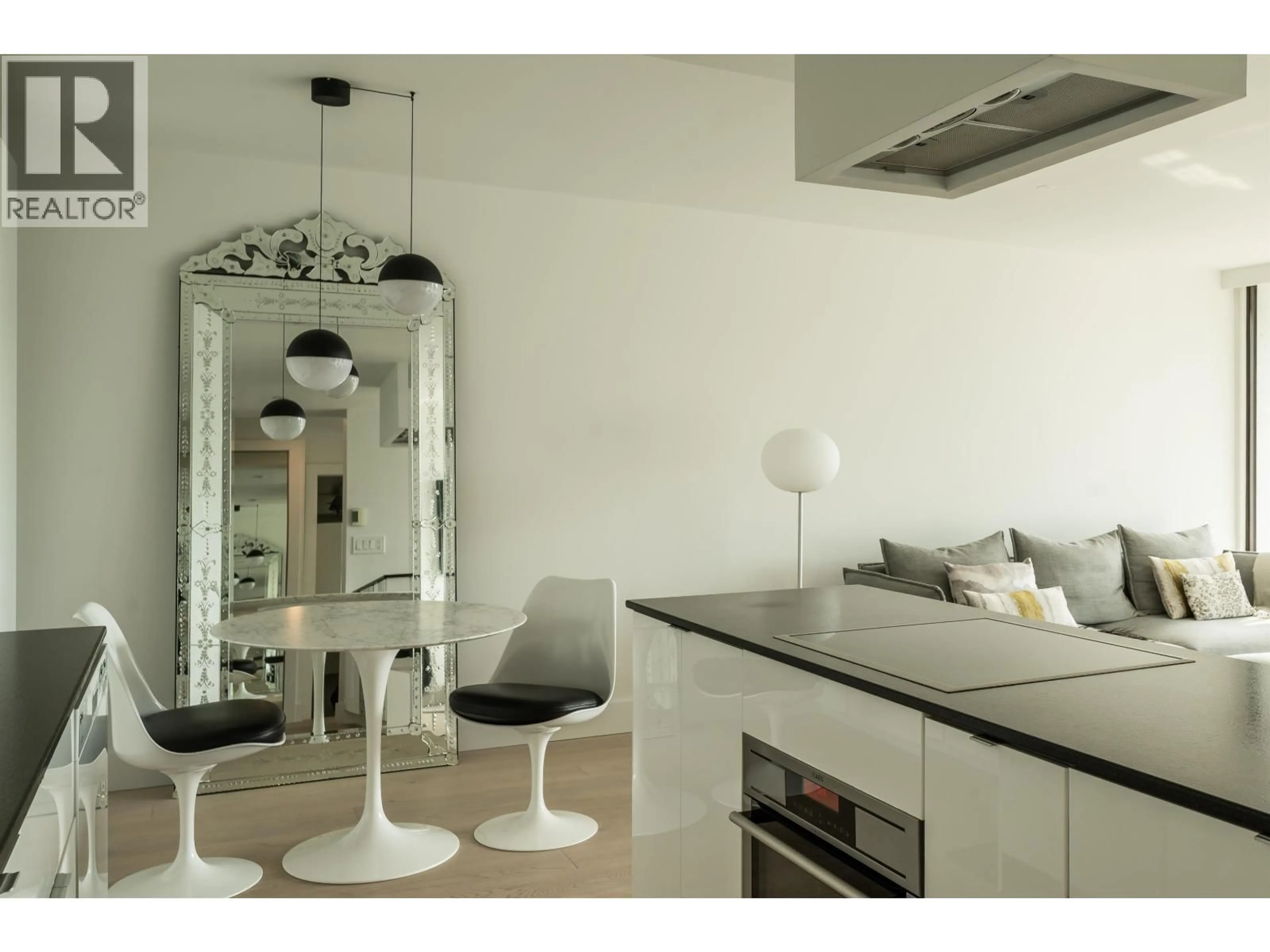 Contemporary kitchen, unknown for 1806 - 1725 PENDRELL STREET, Vancouver British Columbia V6G2X7