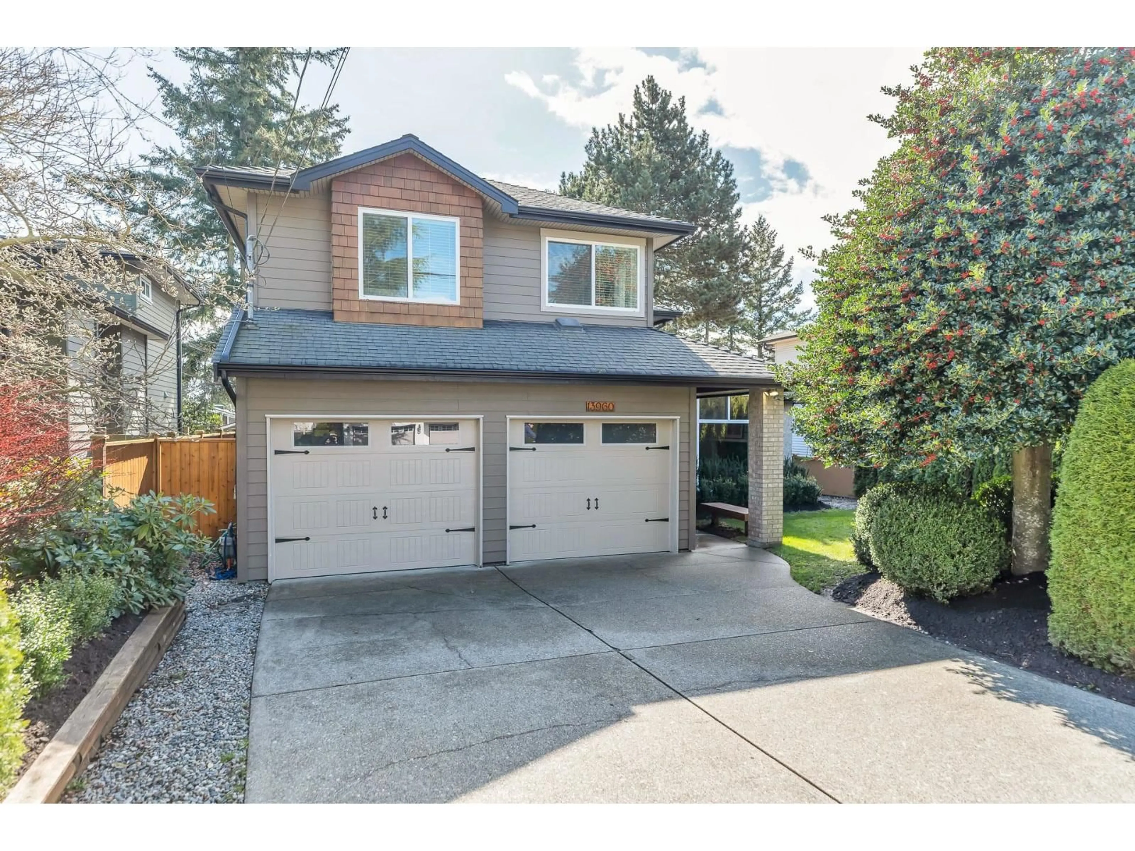 Home with vinyl exterior material, street for 13960 COLDICUTT AVENUE, White Rock British Columbia V4B3B2