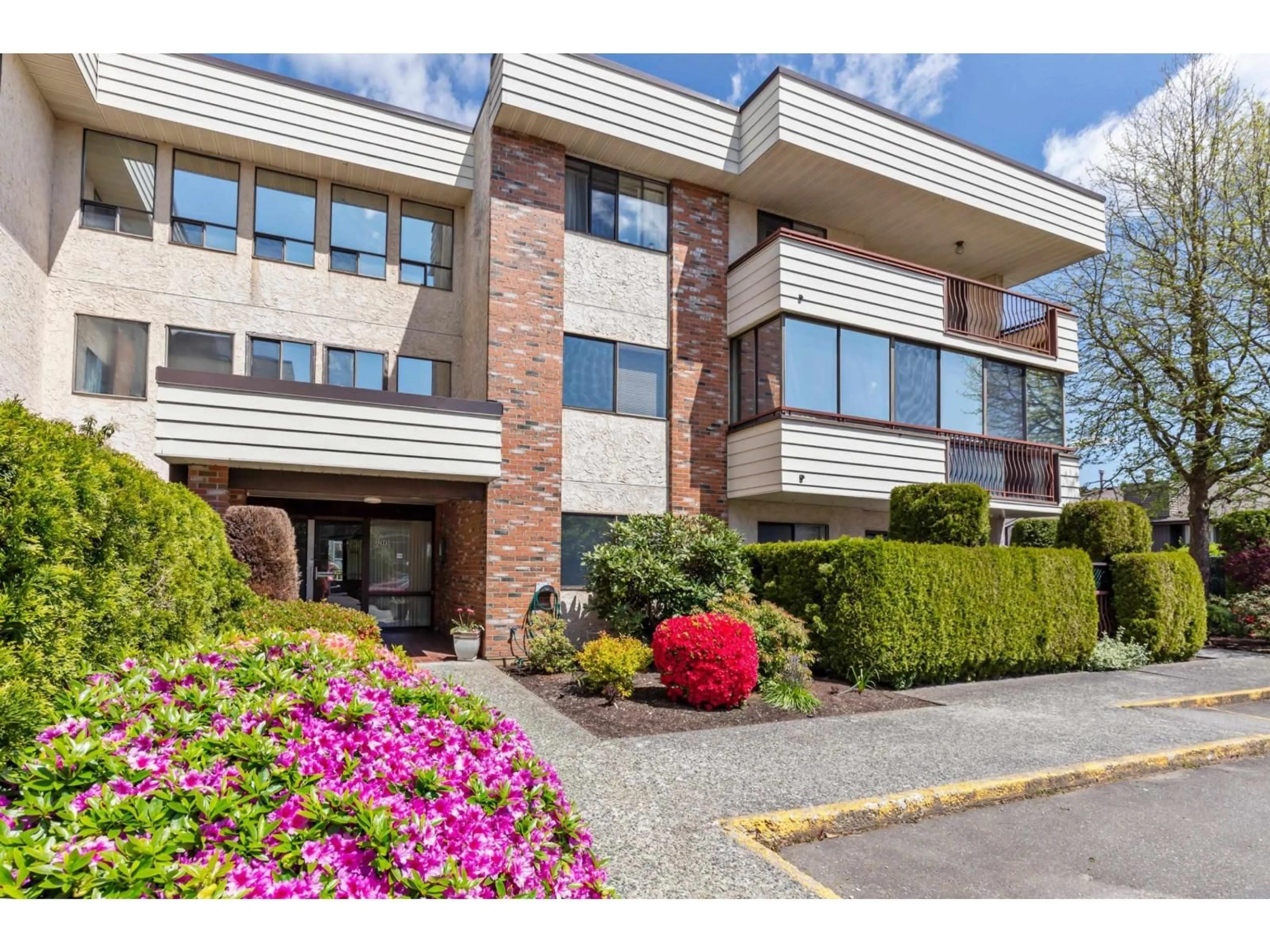 Unknown for 204 - 32885 GEORGE FERGUSON WAY, Abbotsford British Columbia V2S7X1