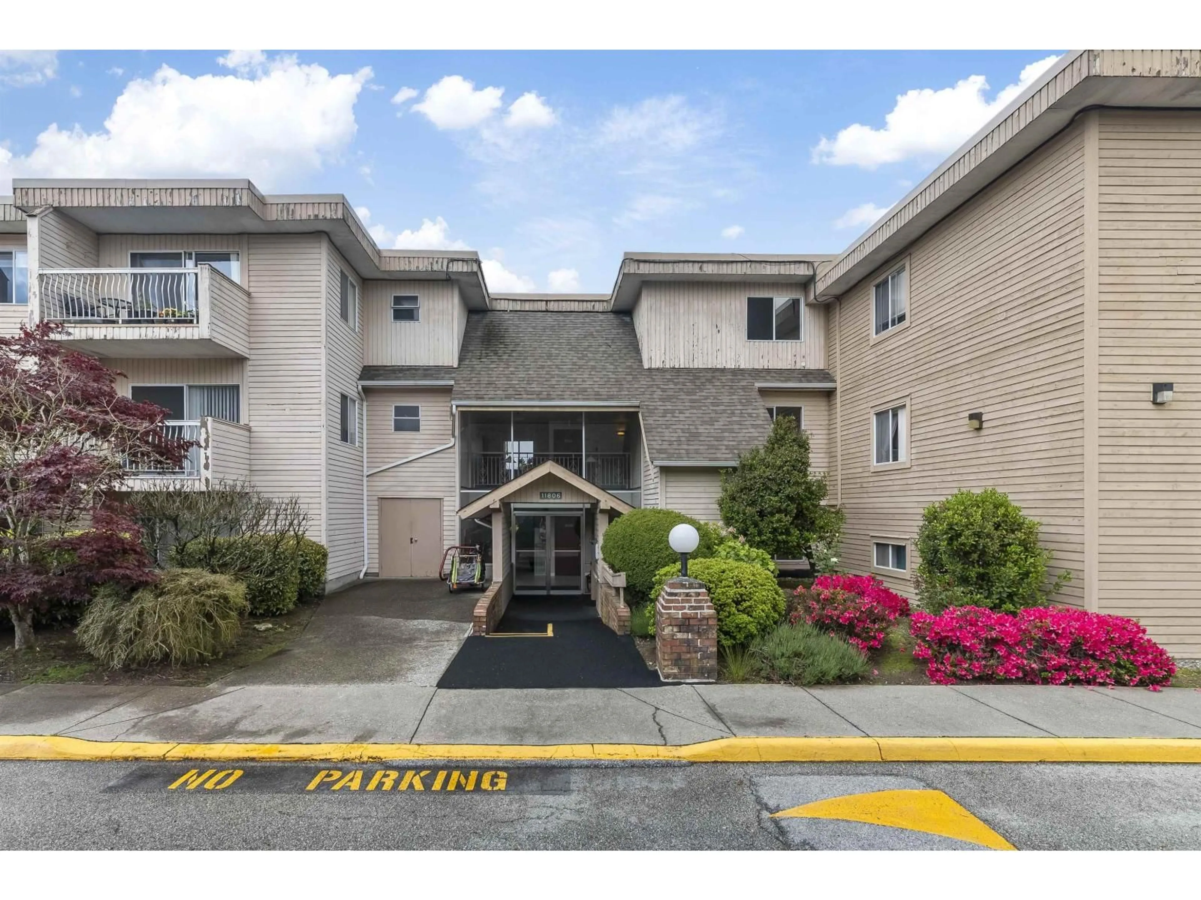 Unknown for 221 - 11806 88 AVENUE, Delta British Columbia V4C3C5