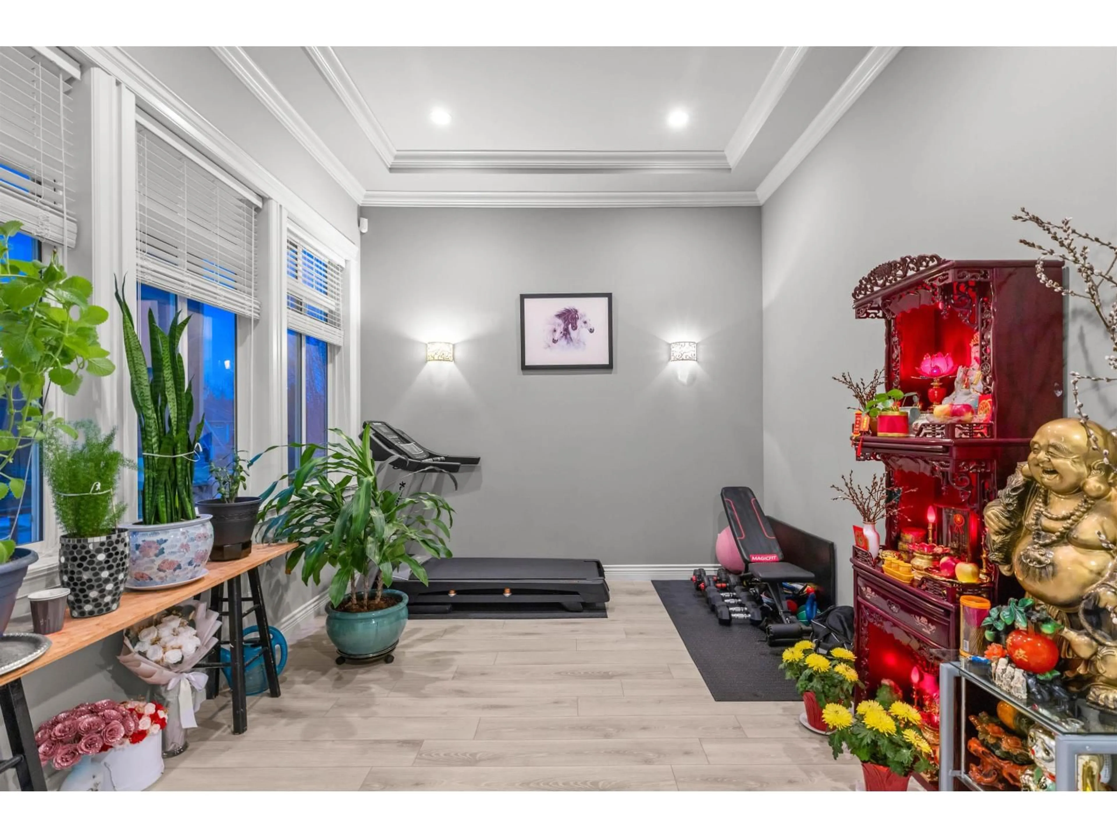 Indoor foyer for 2355 MERLOT BOULEVARD, Abbotsford British Columbia V4X0A6